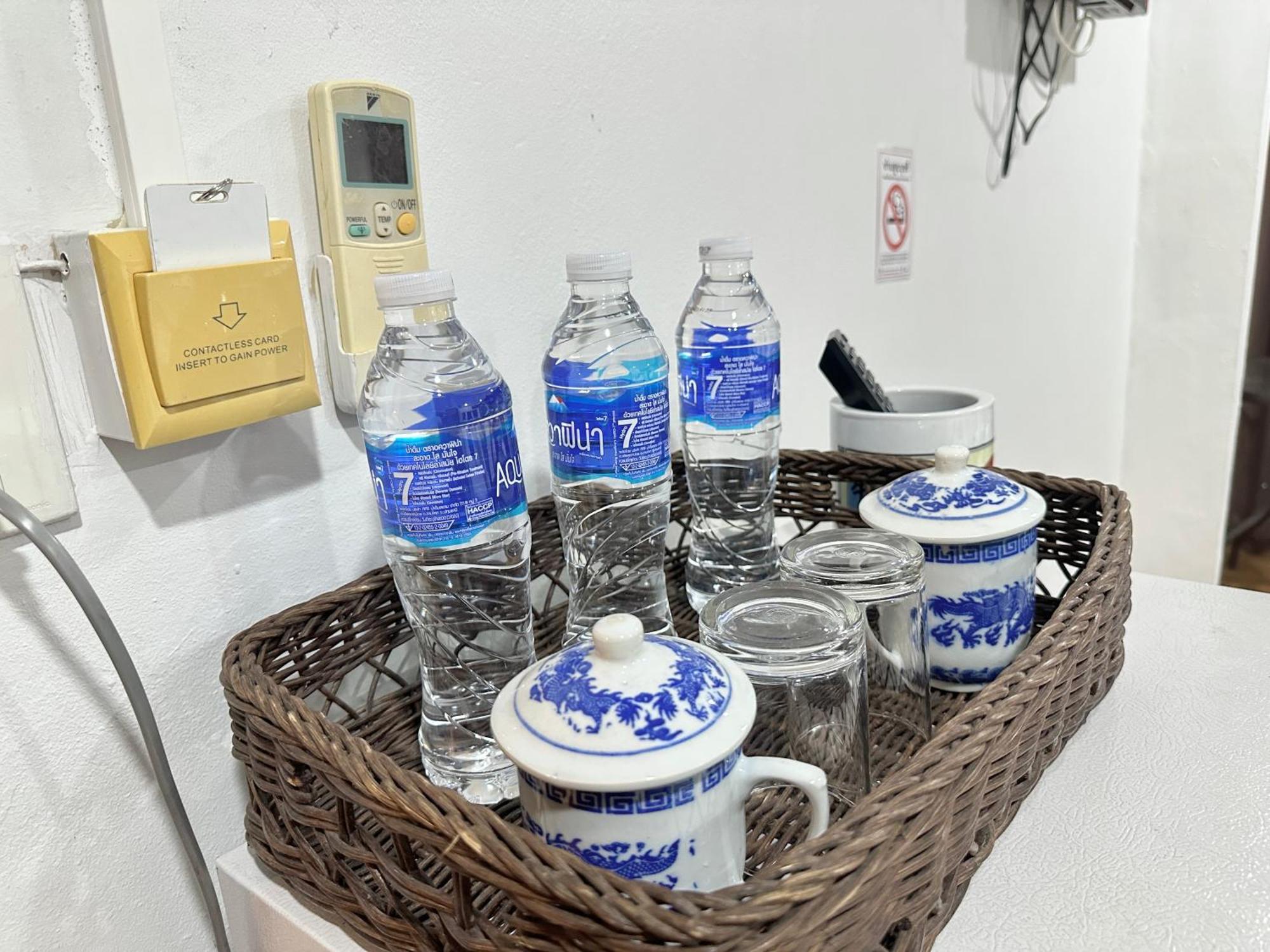 Hotel Longzhu 2*