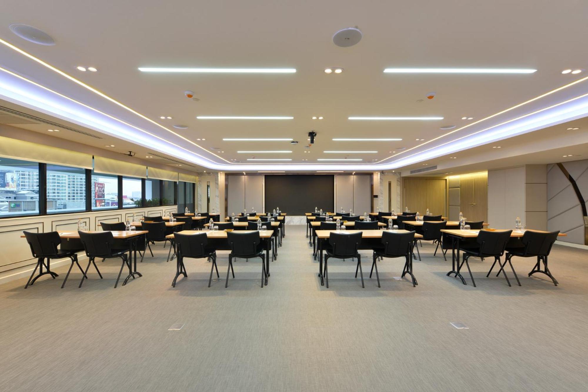 Khách sạn Centre Point Silom - Newly Renovated Bangkok