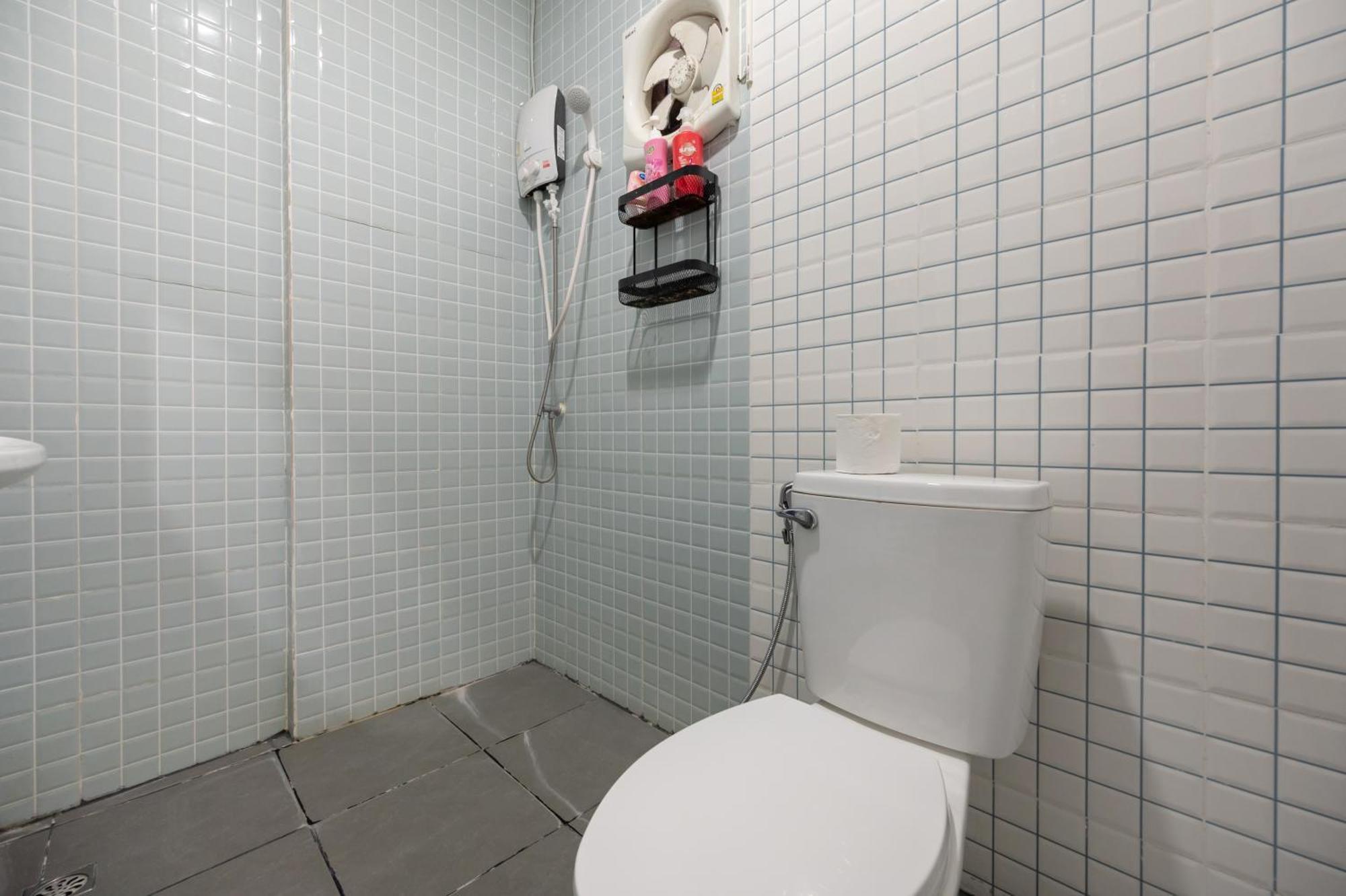 Rb01 Chatuchak, Netflix, Speednet, Bts,mrt, 10pax Holiday home