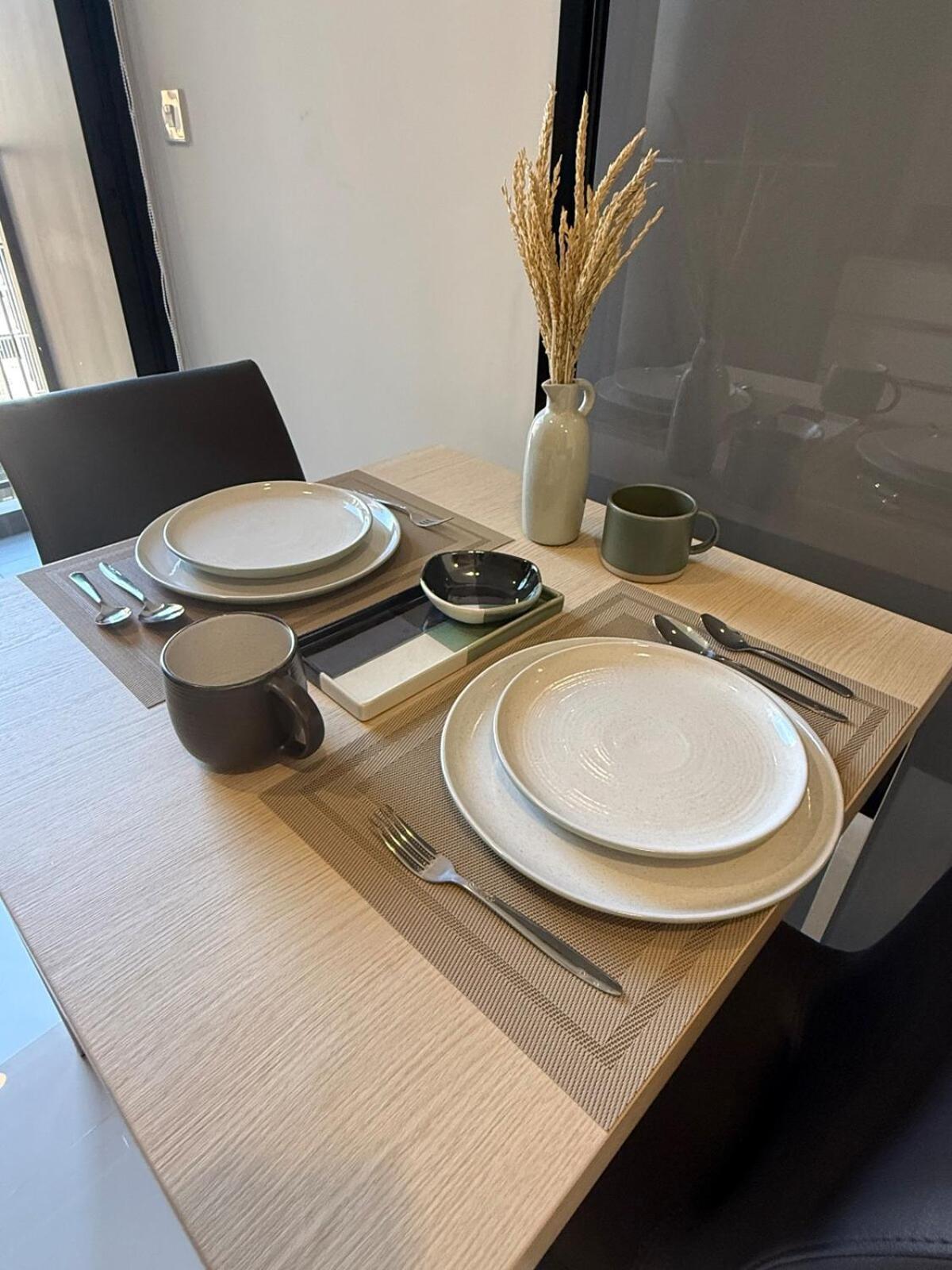 1 Bedroom - Sathorn Serenity Residences With Pool And Gym Apartment Bangkok