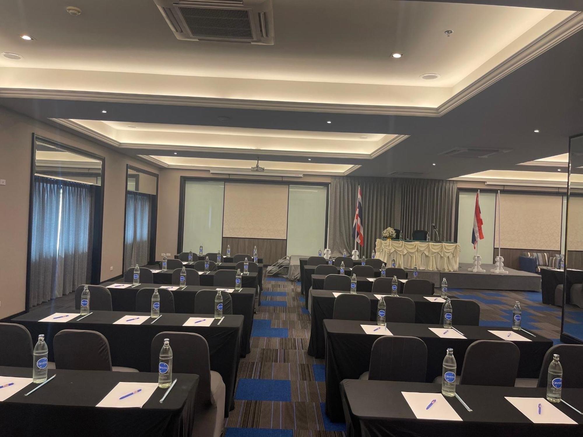 Khách sạn Witz Ramkhamhaeng 5*