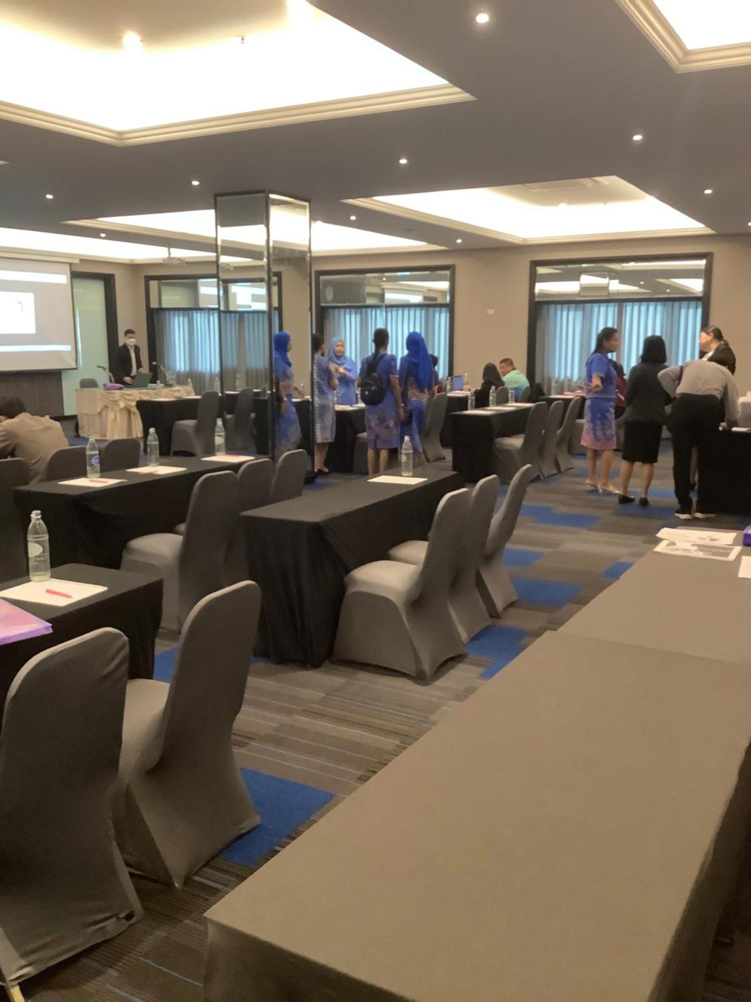 Witz Ramkhamhaeng Khách sạn Bangkok