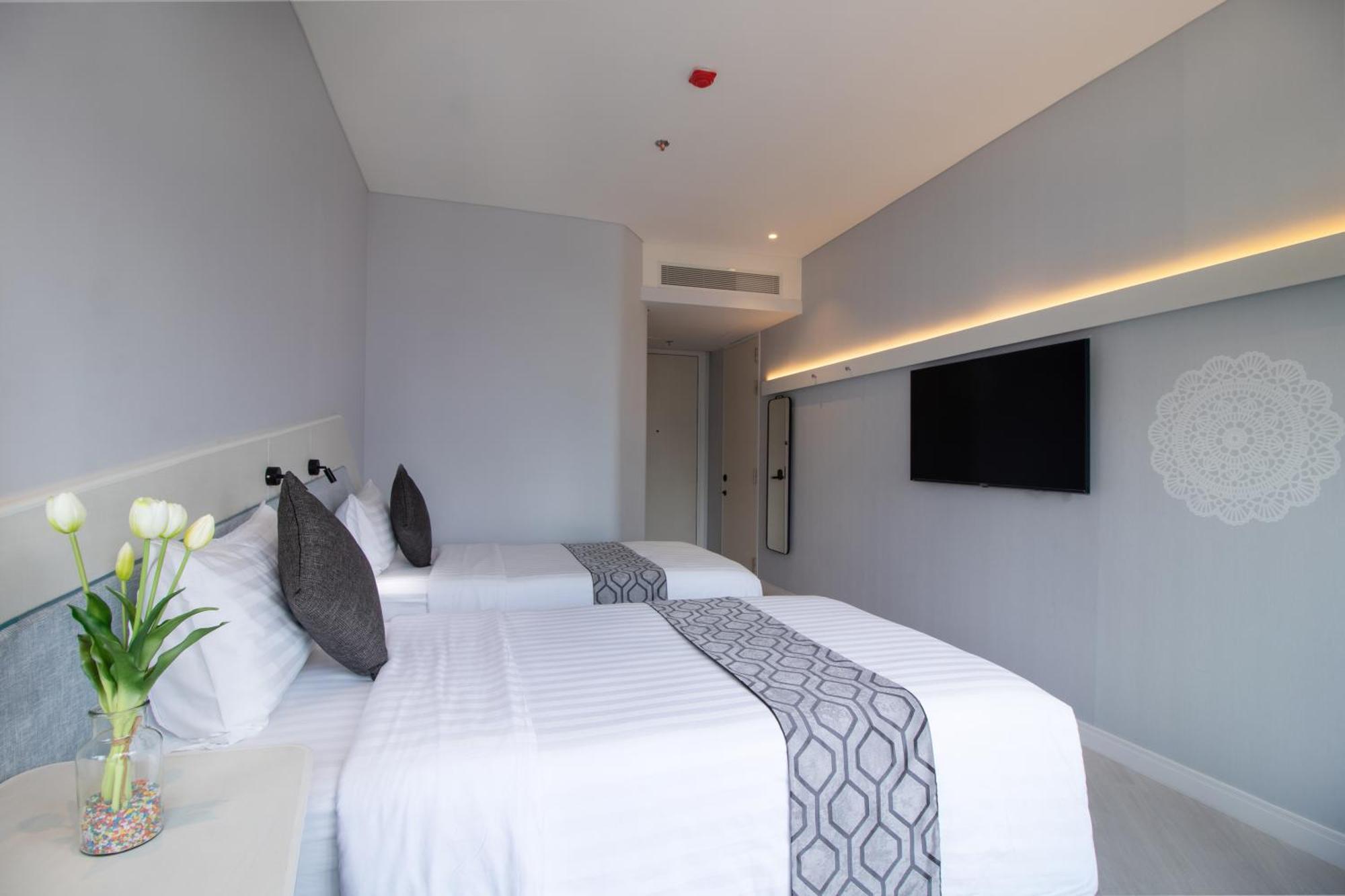 Hotel Queensland Bangkok