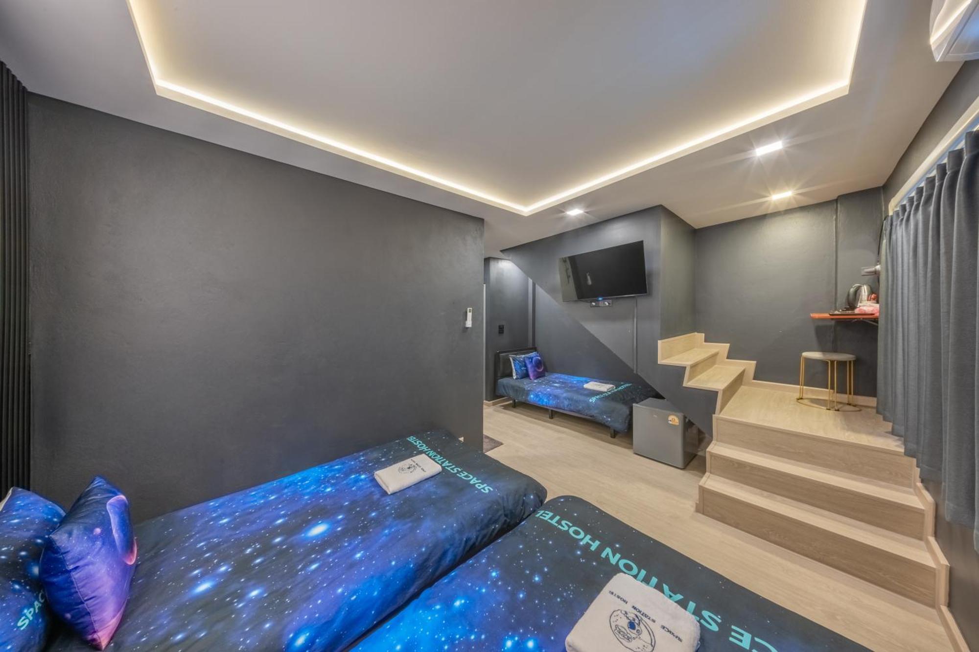 Asrama Space Station Bangkok