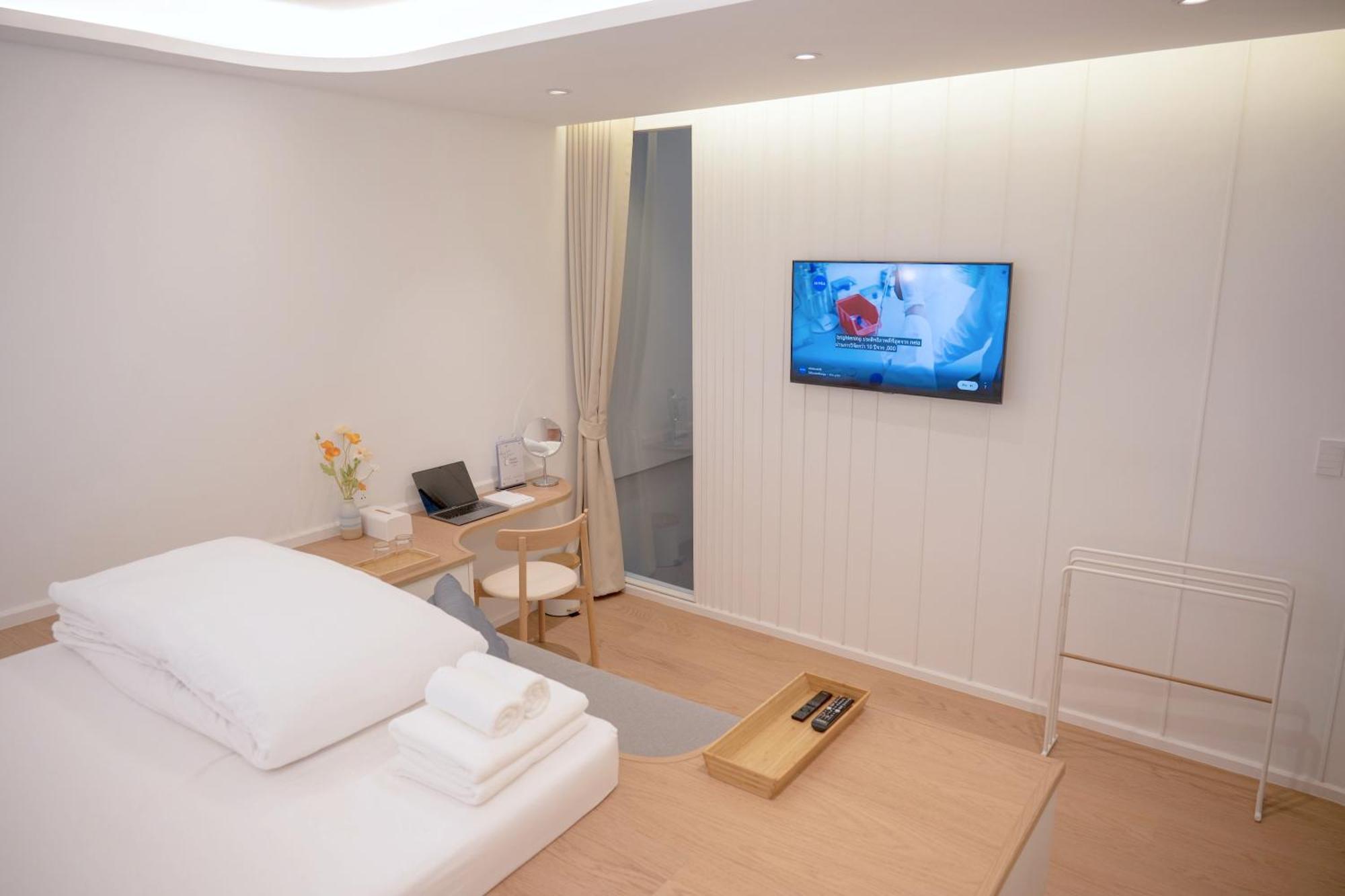 Vaeh Viean Silom Bangkok