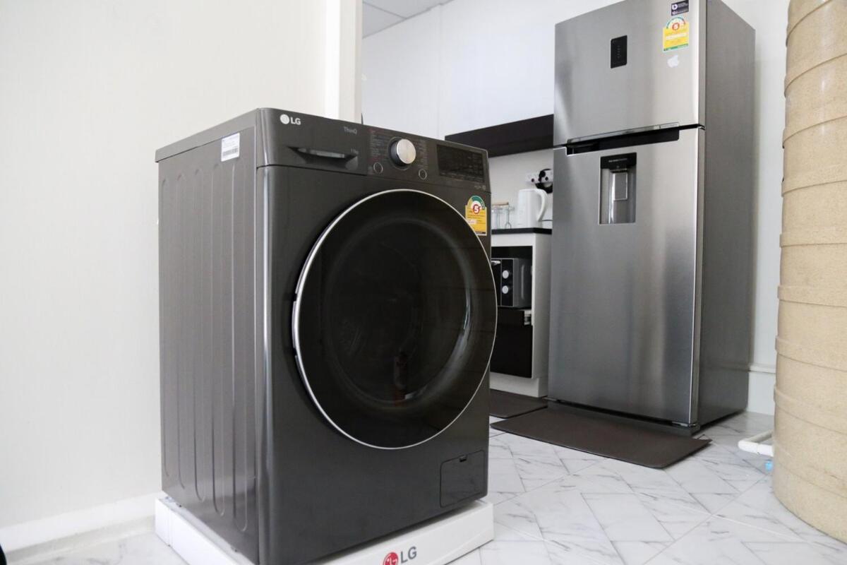 Cozy Homey Place Townhome Apartment Bangkok