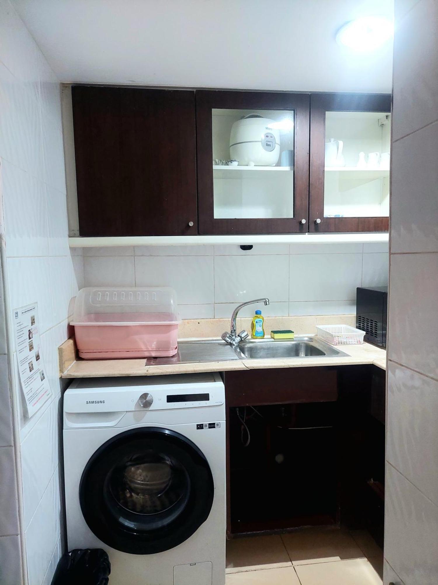 Omni Tower Cozy By Direct Apartemen
