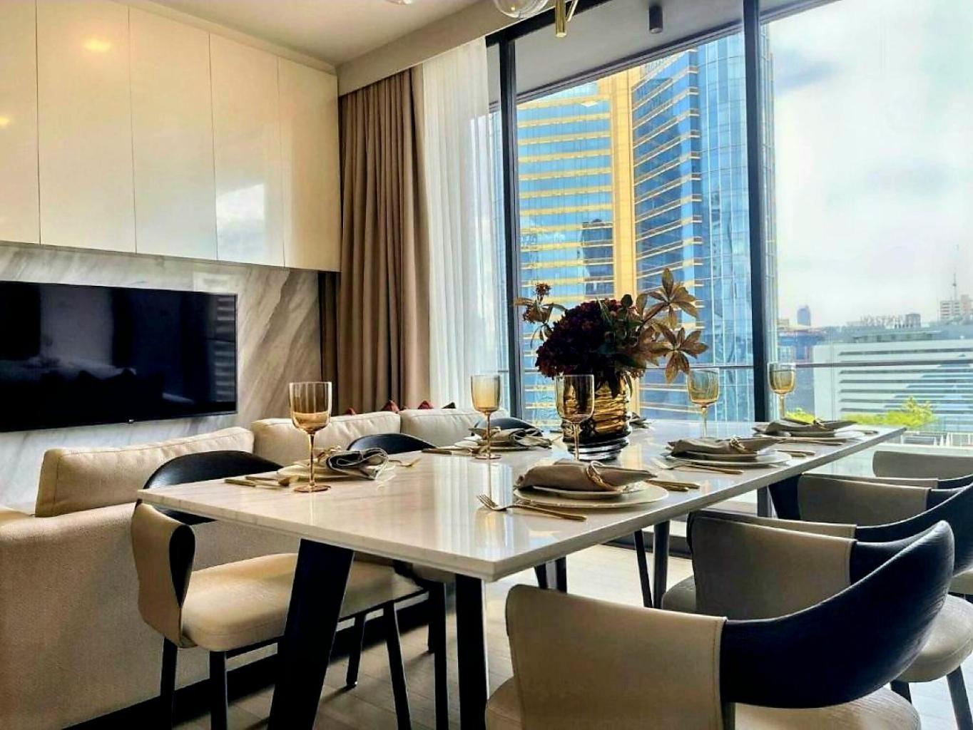 Luxury Sukhumvit Asoke Nana 65 Sqm Sleeps 4 Appartement *