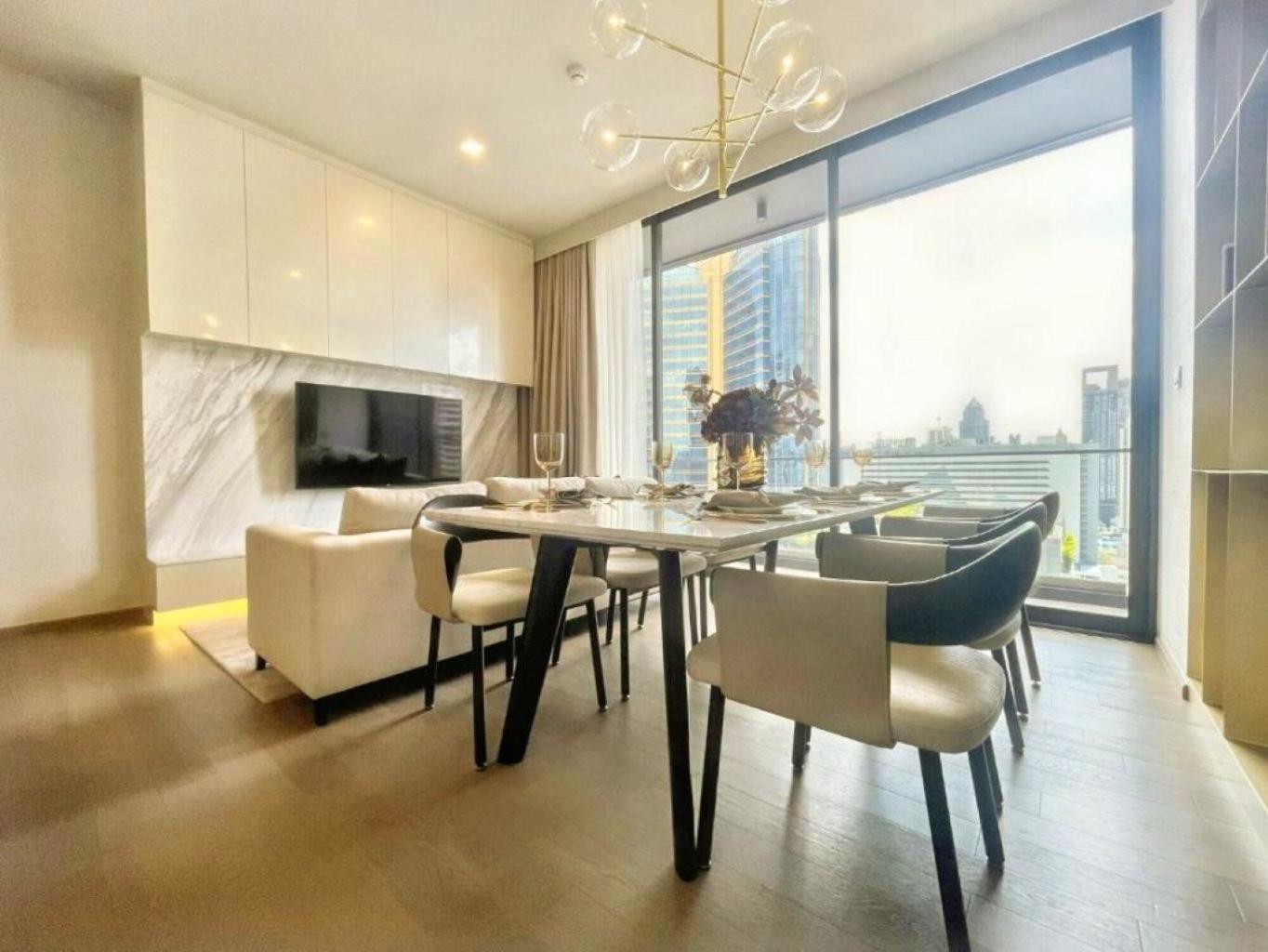 Luxury Sukhumvit Asoke Nana 65 Sqm Sleeps 4 Appartement *