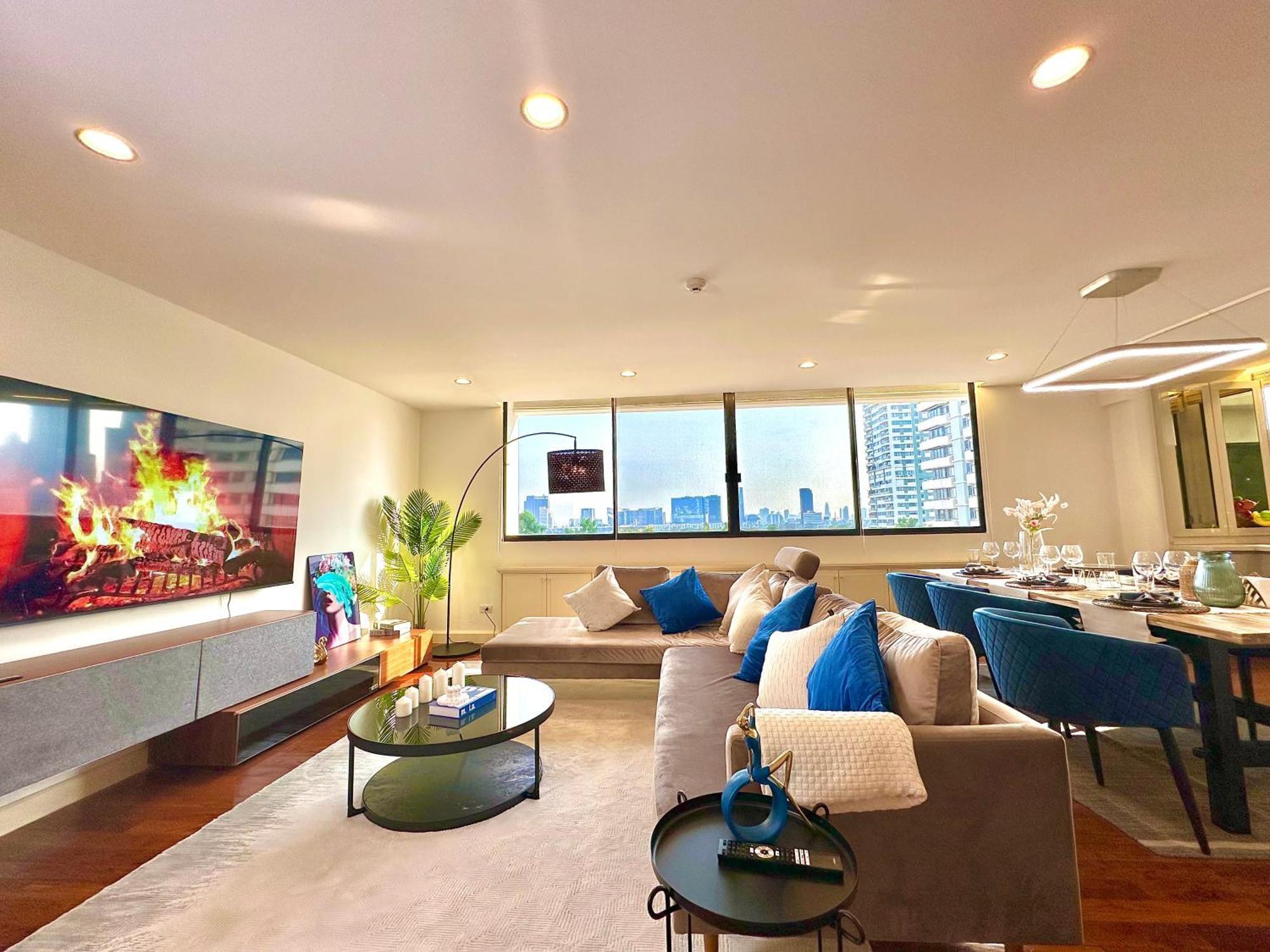 Apartment Luxury 3 Bedrooms In The Heart Of The *