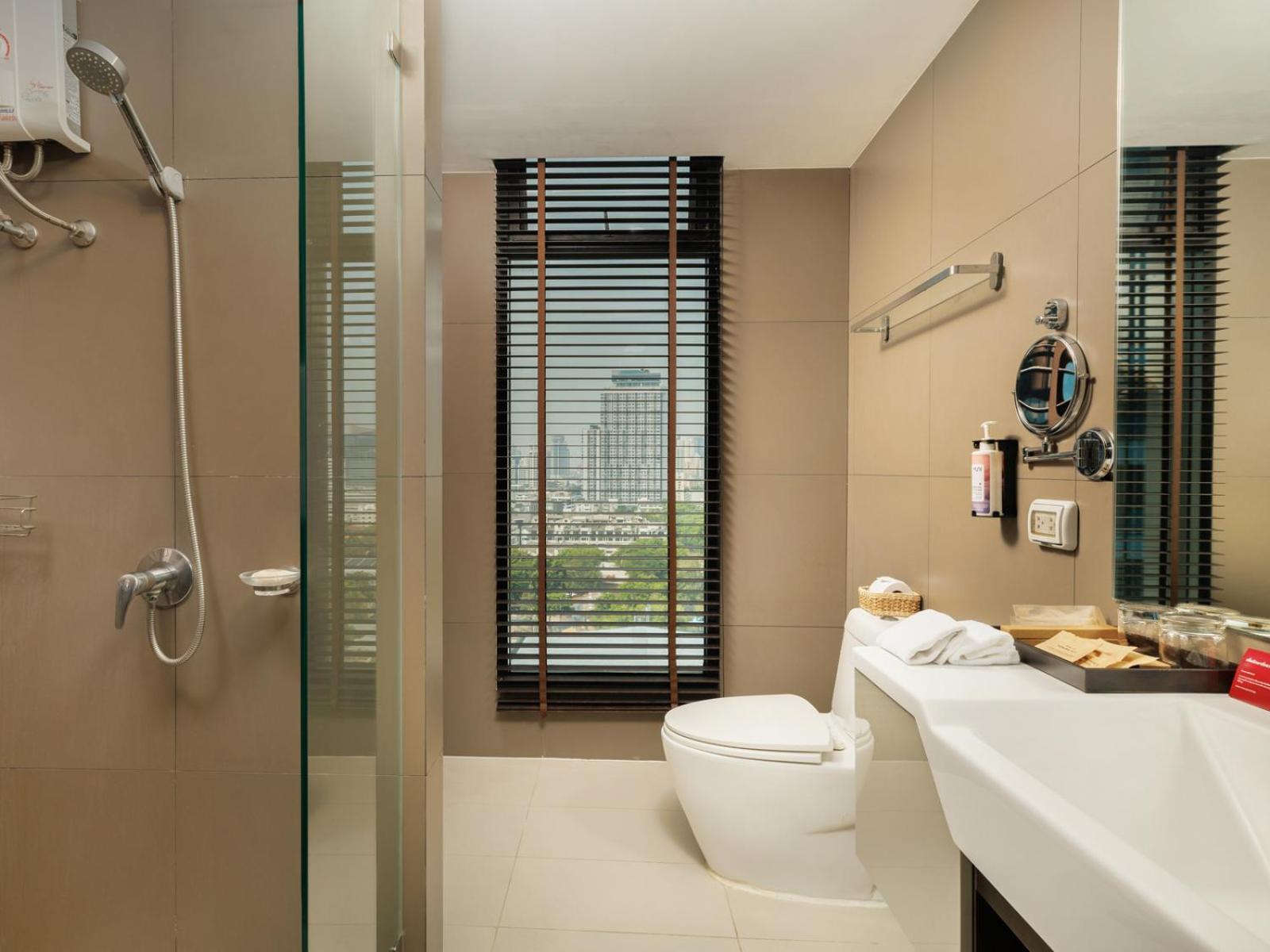 Mövenpick Residences Ekkamai Hotel
