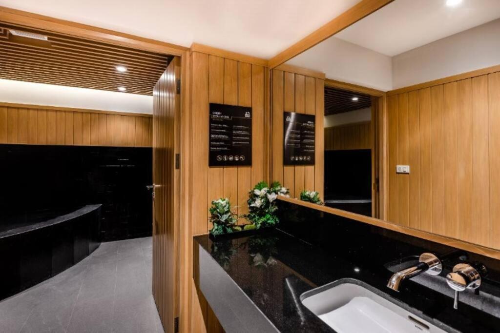 Apartment Bts Thonglor - Serene Japanese-style Haven, Onsen