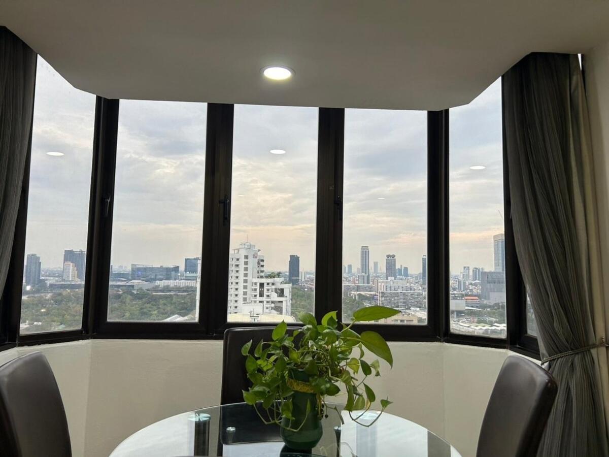 European Design With Stunning Sunset View Apartment
