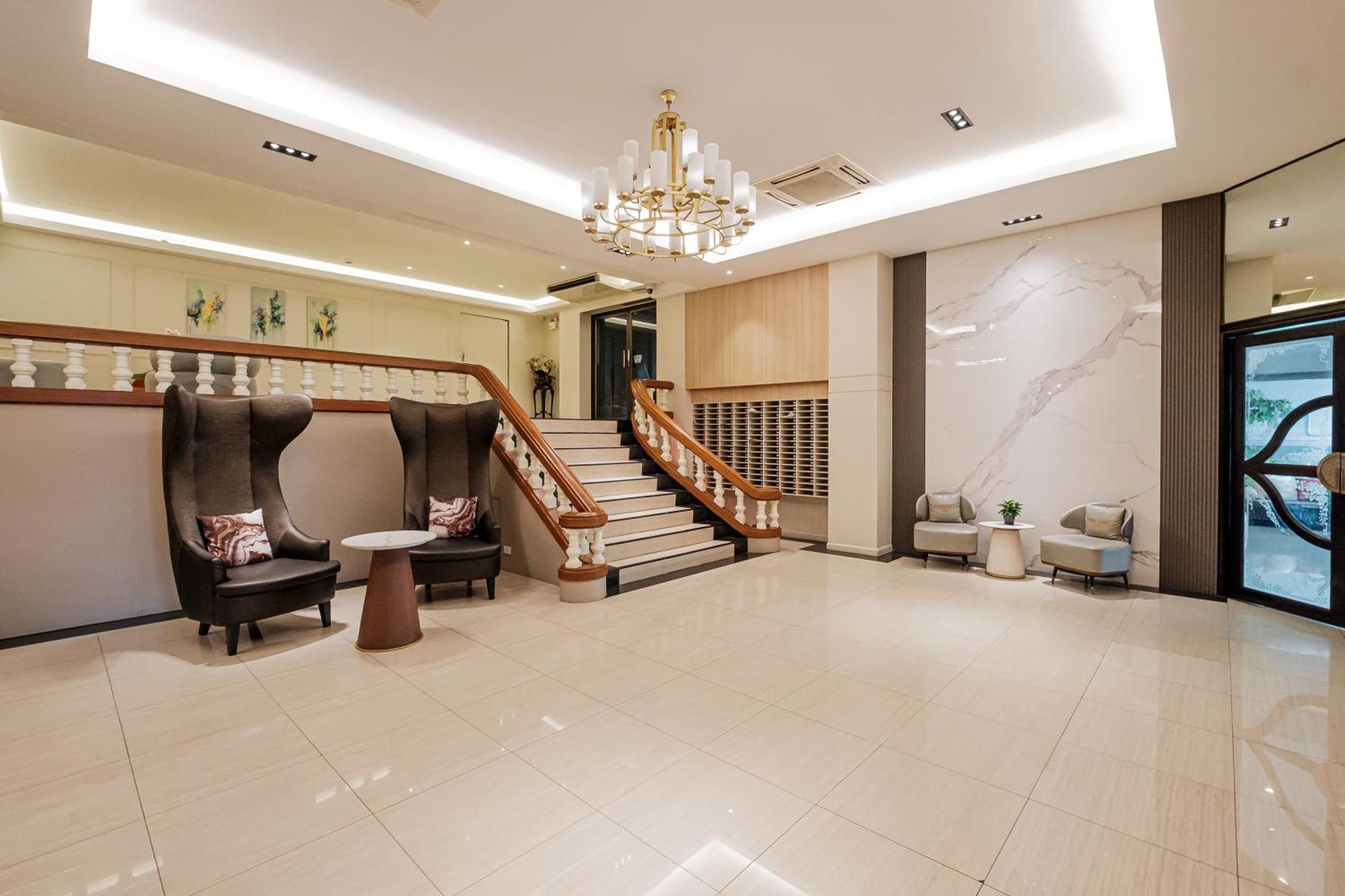 Boss Mansion Hotel 3*