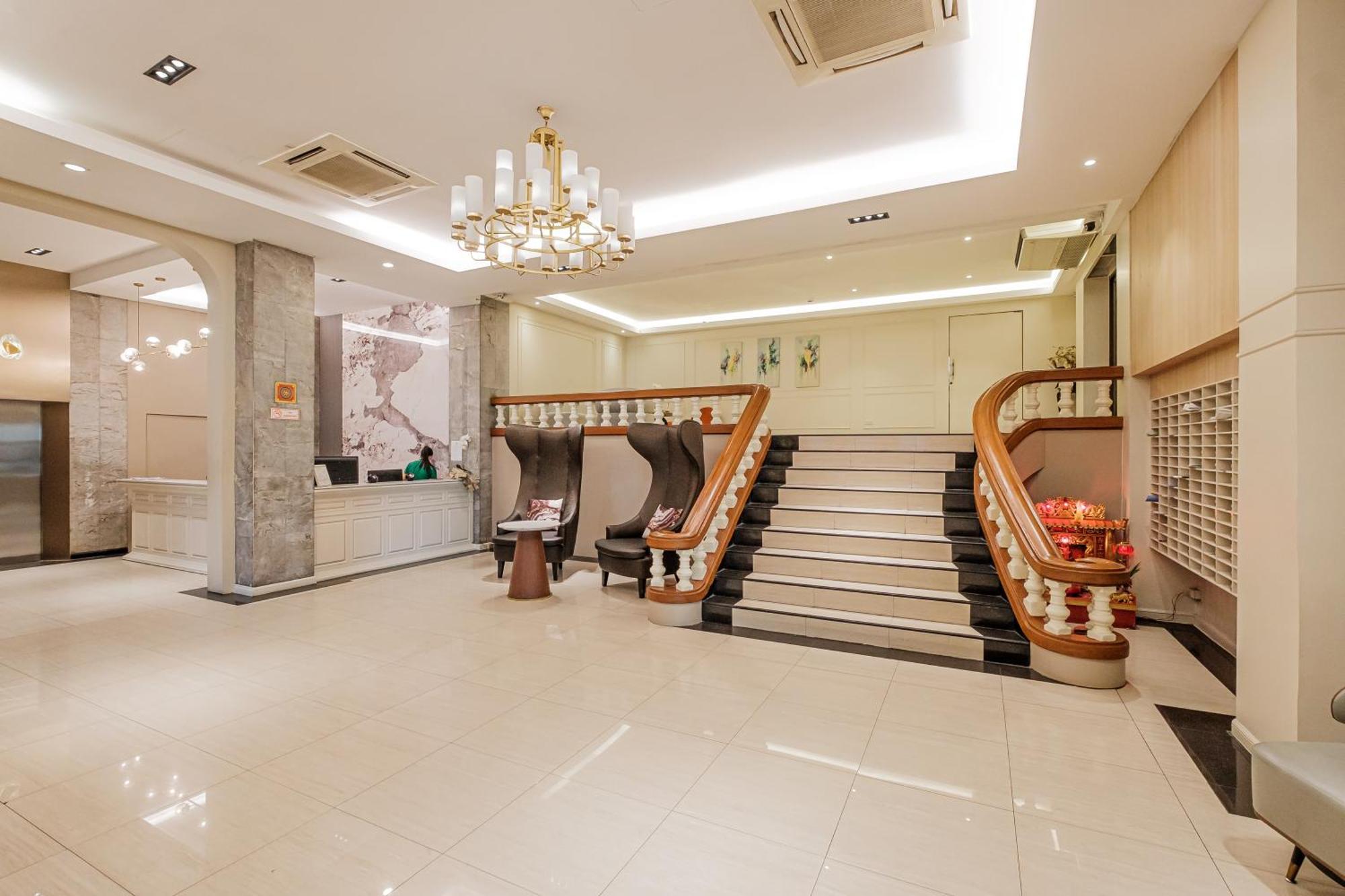 Boss Mansion Hotel 3*