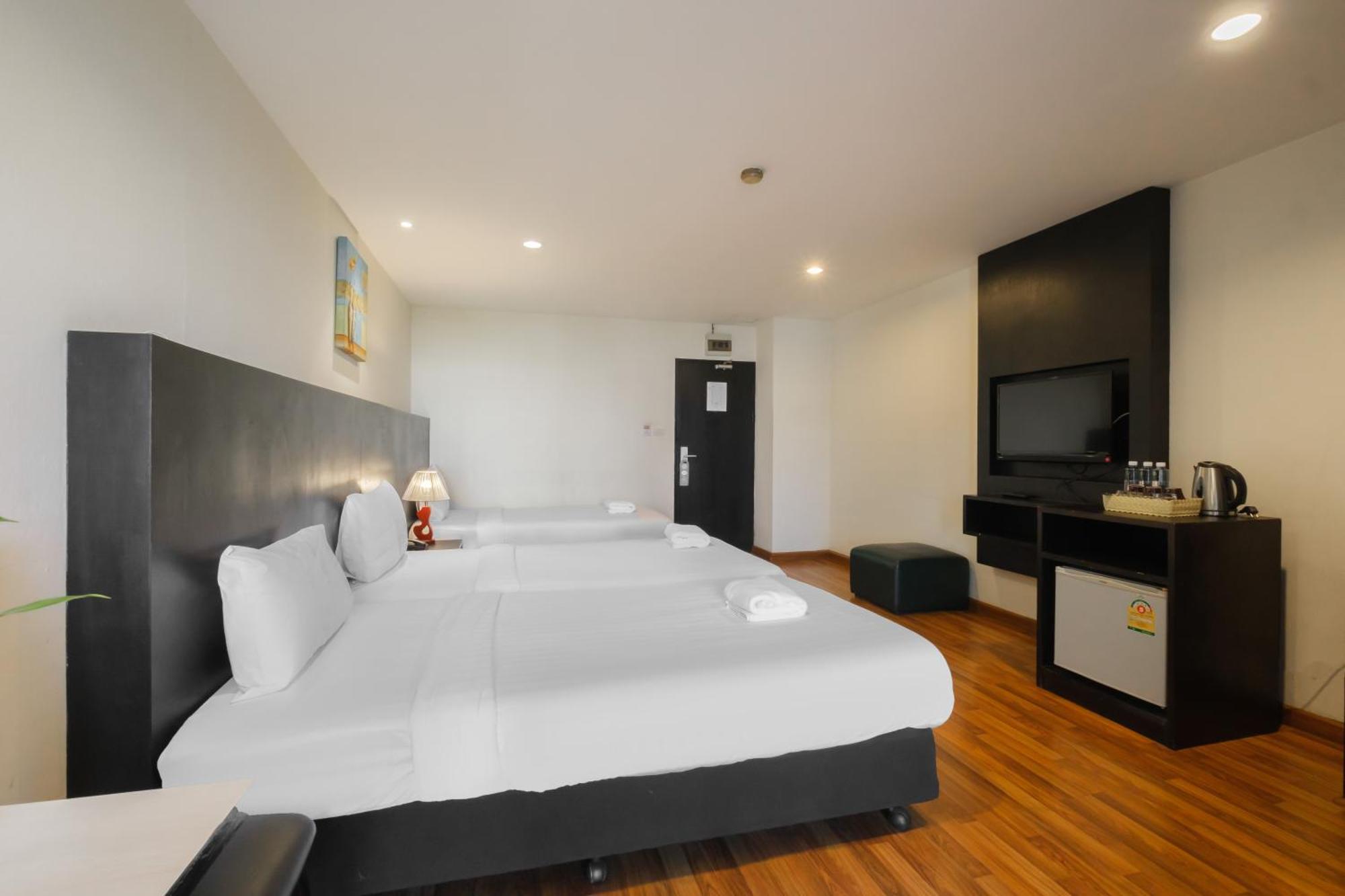 Hotel Boss Mansion