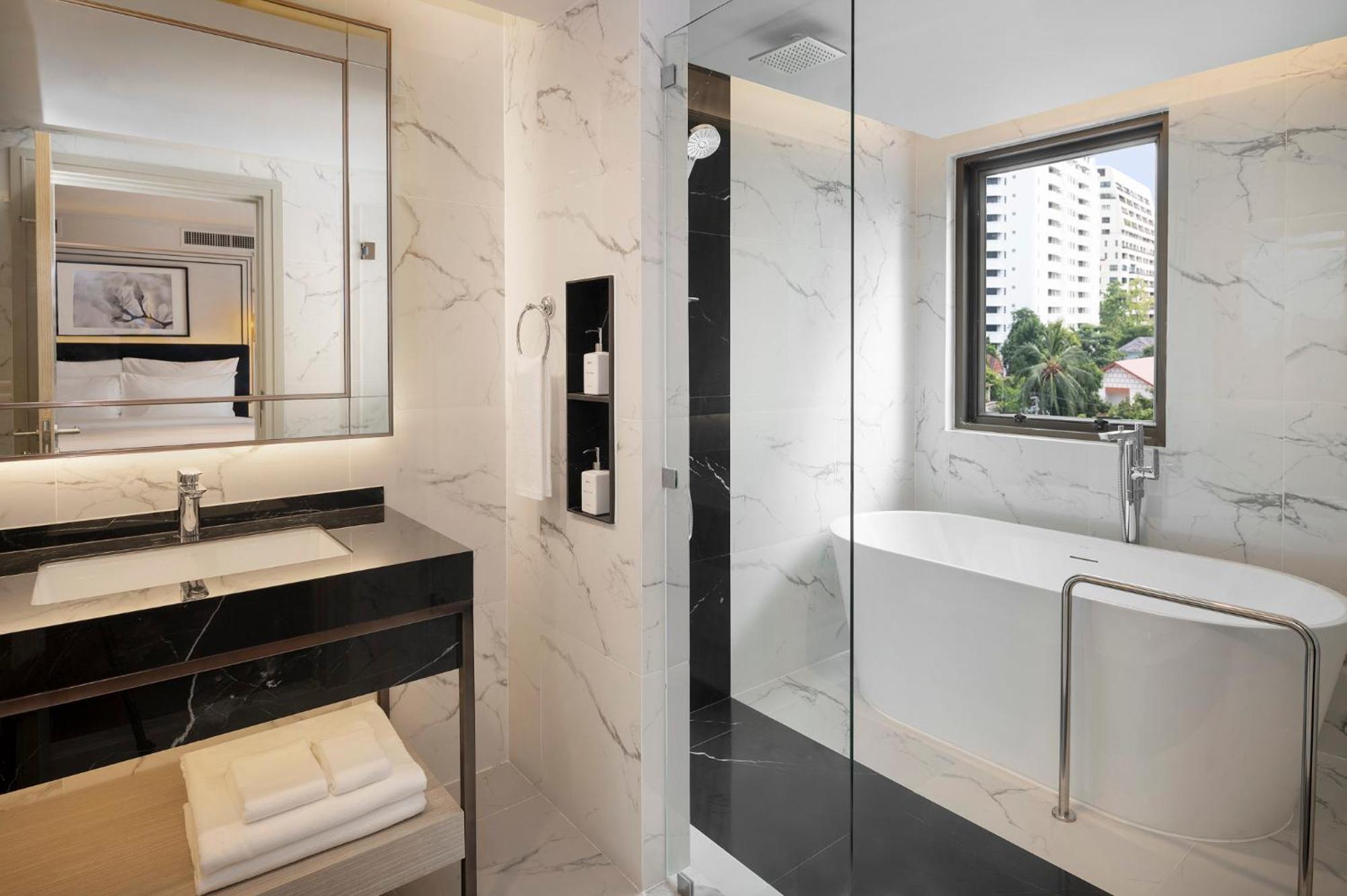 Hotell Radisson Chateau De Bangkok