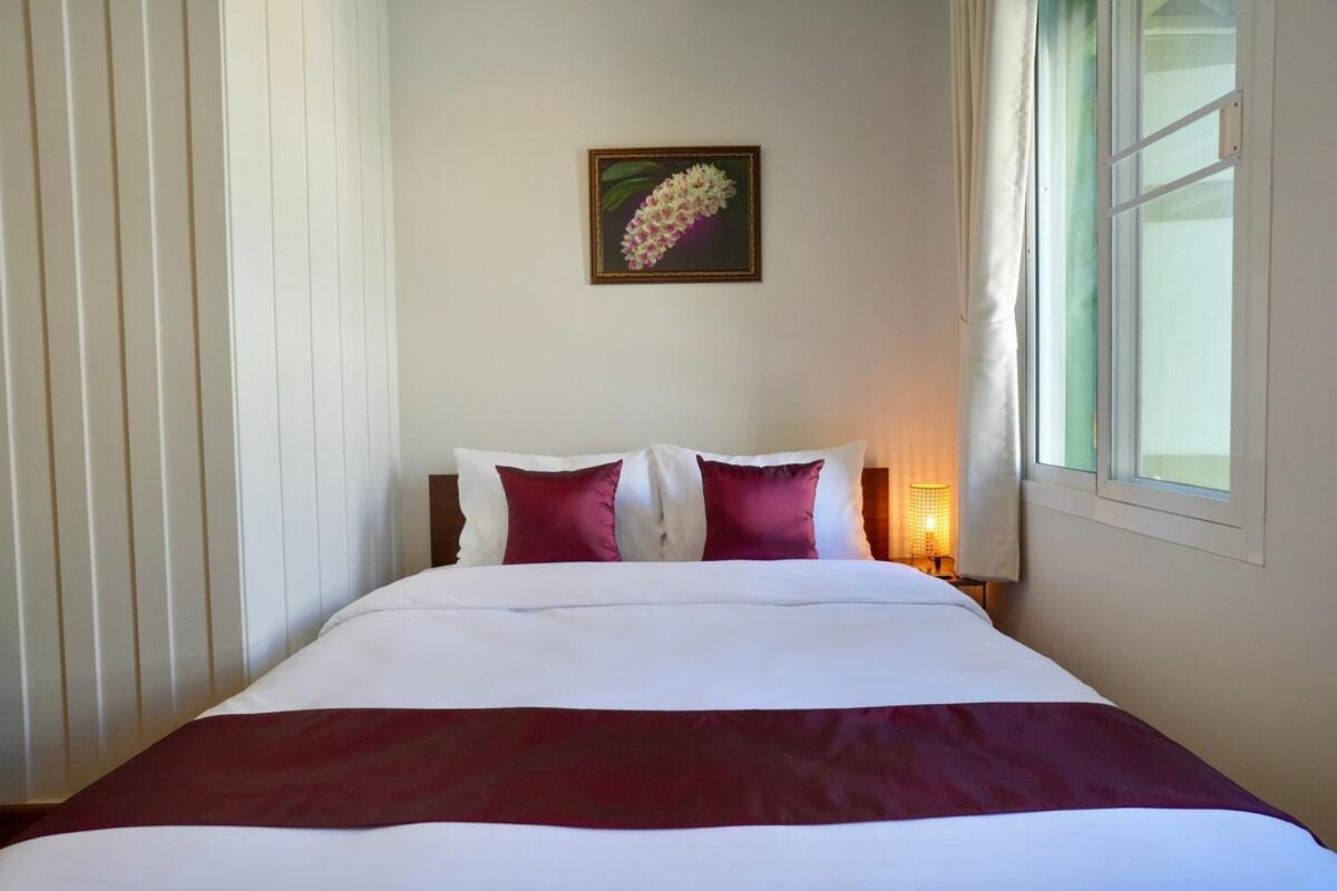 Nivas Wanit 2br 1sfb Yaowarat Mrt Entirehome 80sqm Villa Bangkok