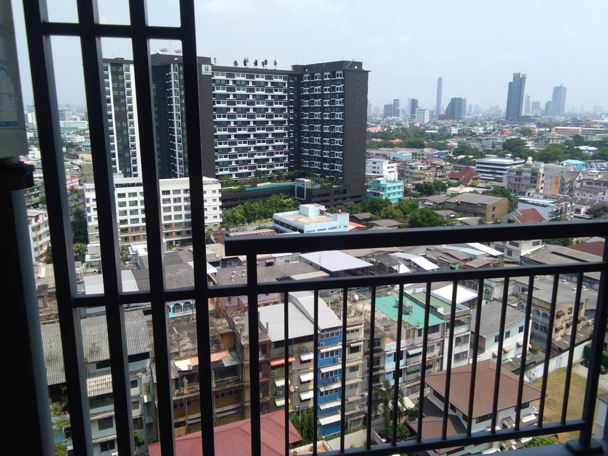 Căn hộ Ideo Yai Near Thaphra Mrt Station *