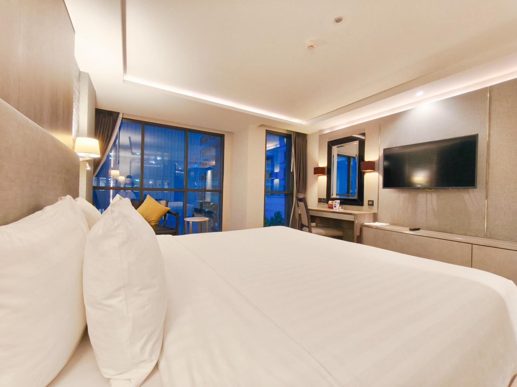 Khách sạn Citrus Sukhumvit 6 By Compass Hospitality