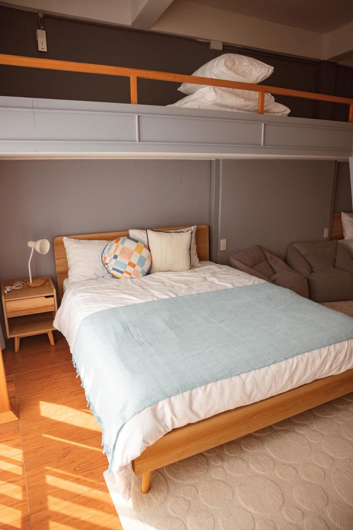 Holiday home Spacious Relaxing Townhouse With Rooftop In Ekamai Bangkok