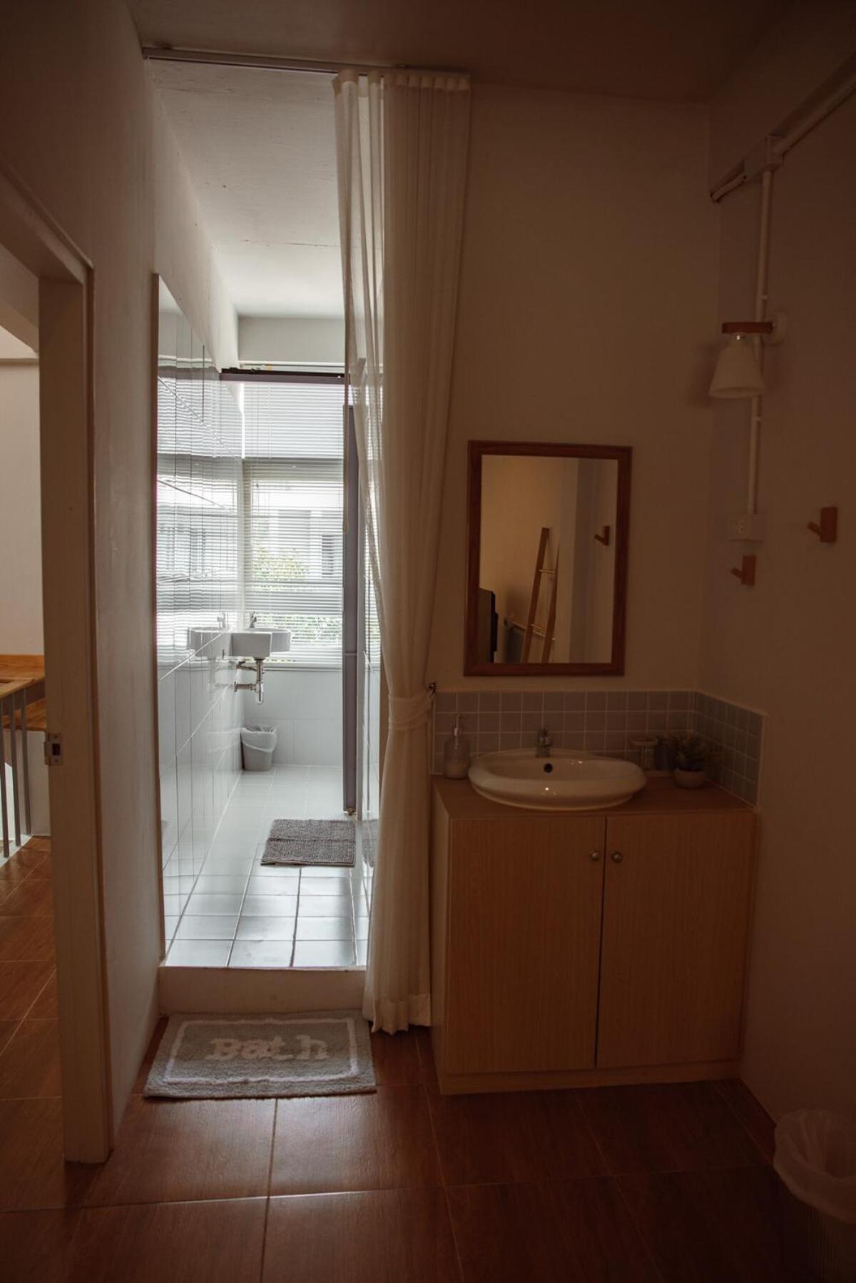 Spacious Relaxing Townhouse With Rooftop In Ekamai Holiday home *
