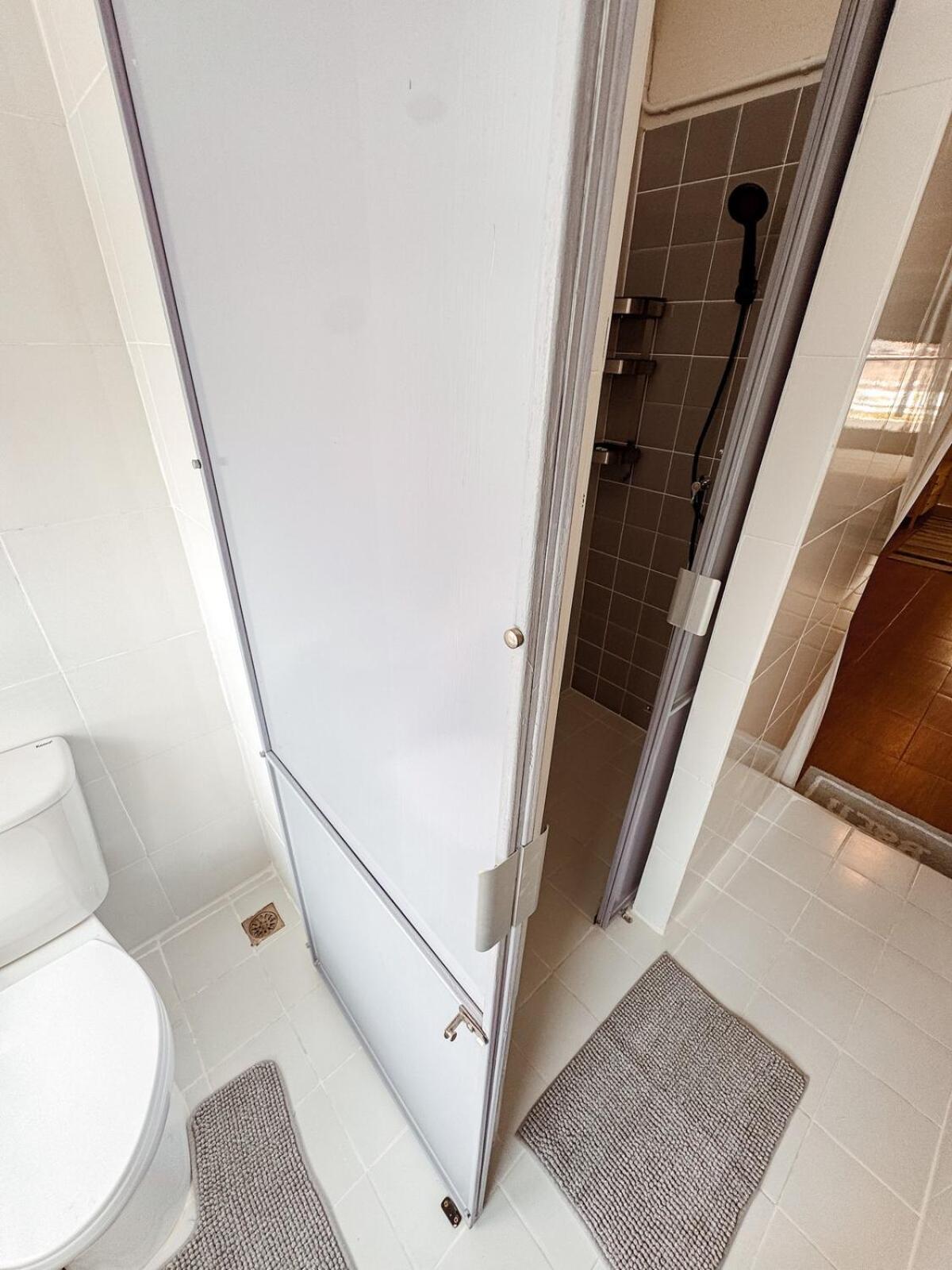 Spacious Relaxing Townhouse With Rooftop In Ekamai