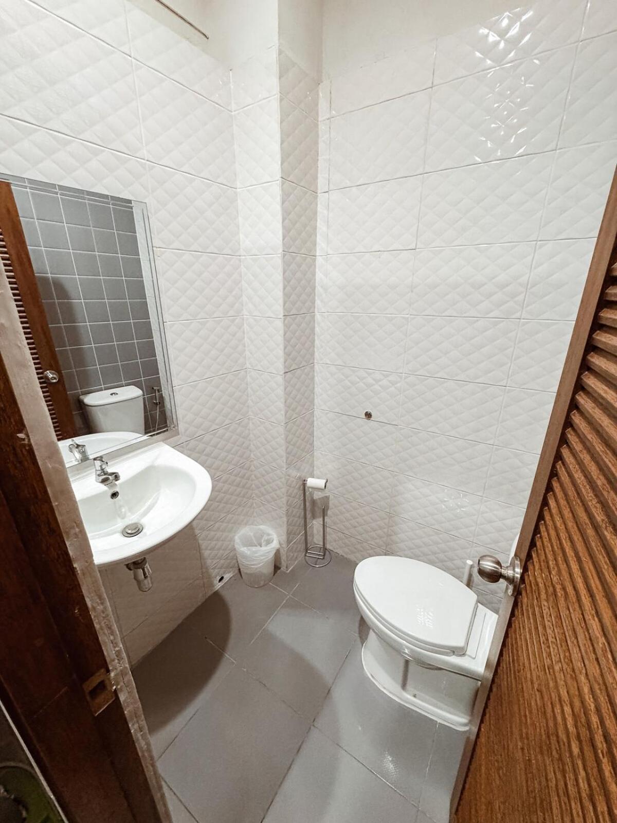 Spacious Relaxing Townhouse With Rooftop In Ekamai *