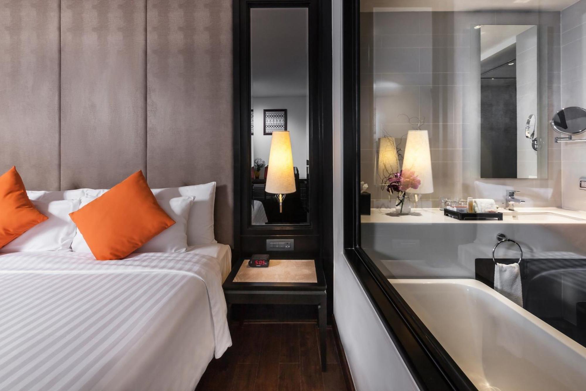 M\u00f6venpick Sukhumvit 15 Hotel Bangkok
