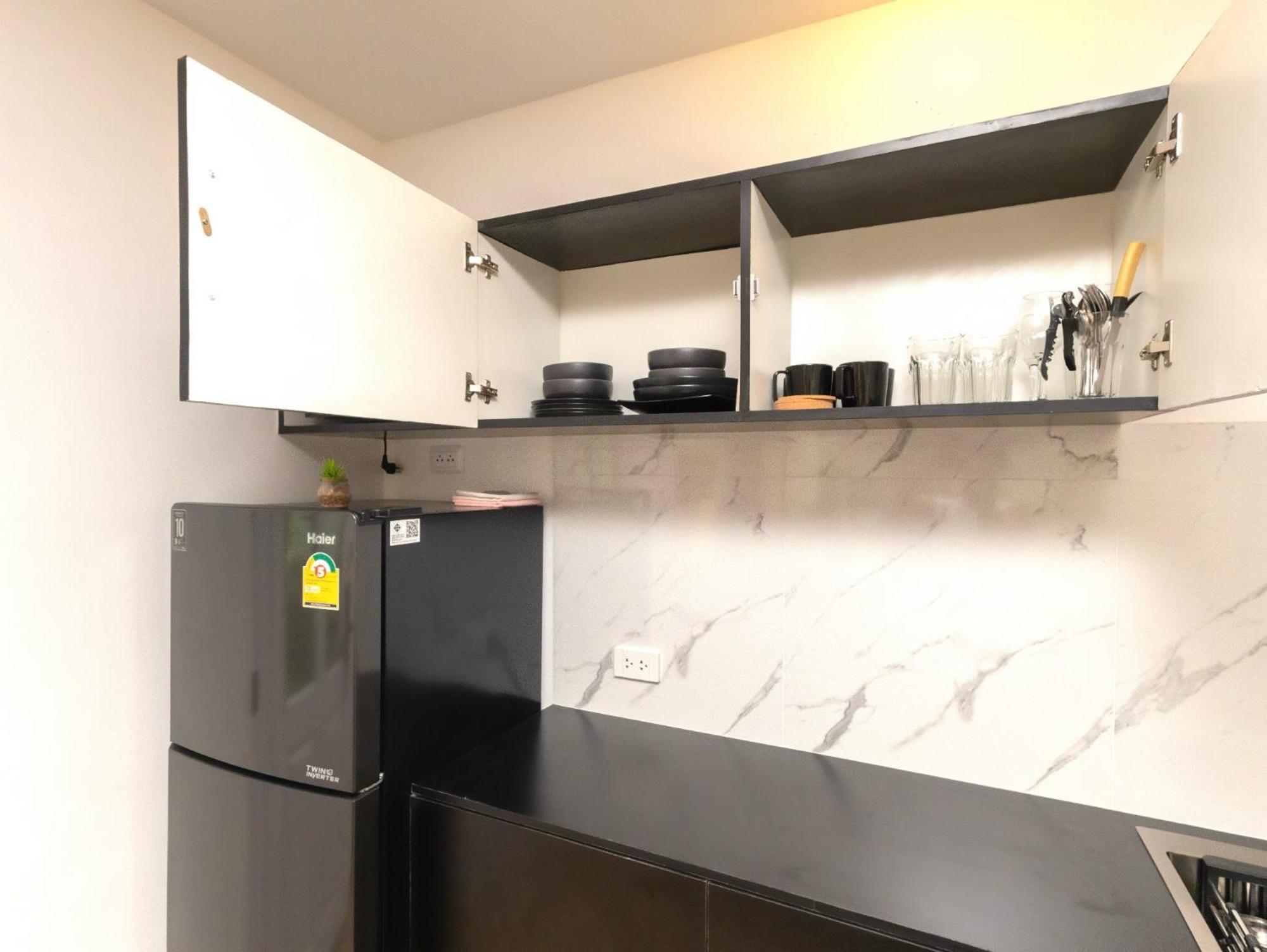 2 Bedrooms For 3 Guest Comfy At Heart Of Silom - 7a Apartment