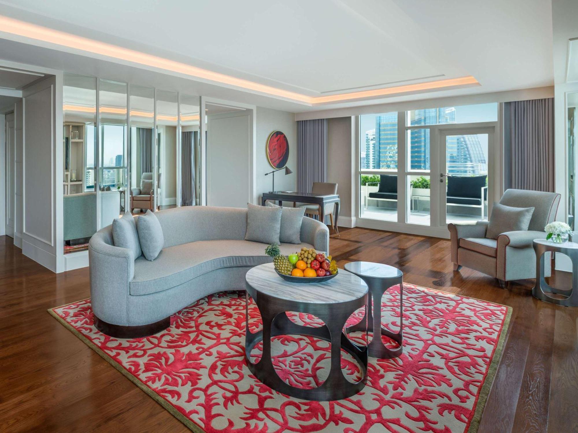 Sofitel Sukhumvit 5*