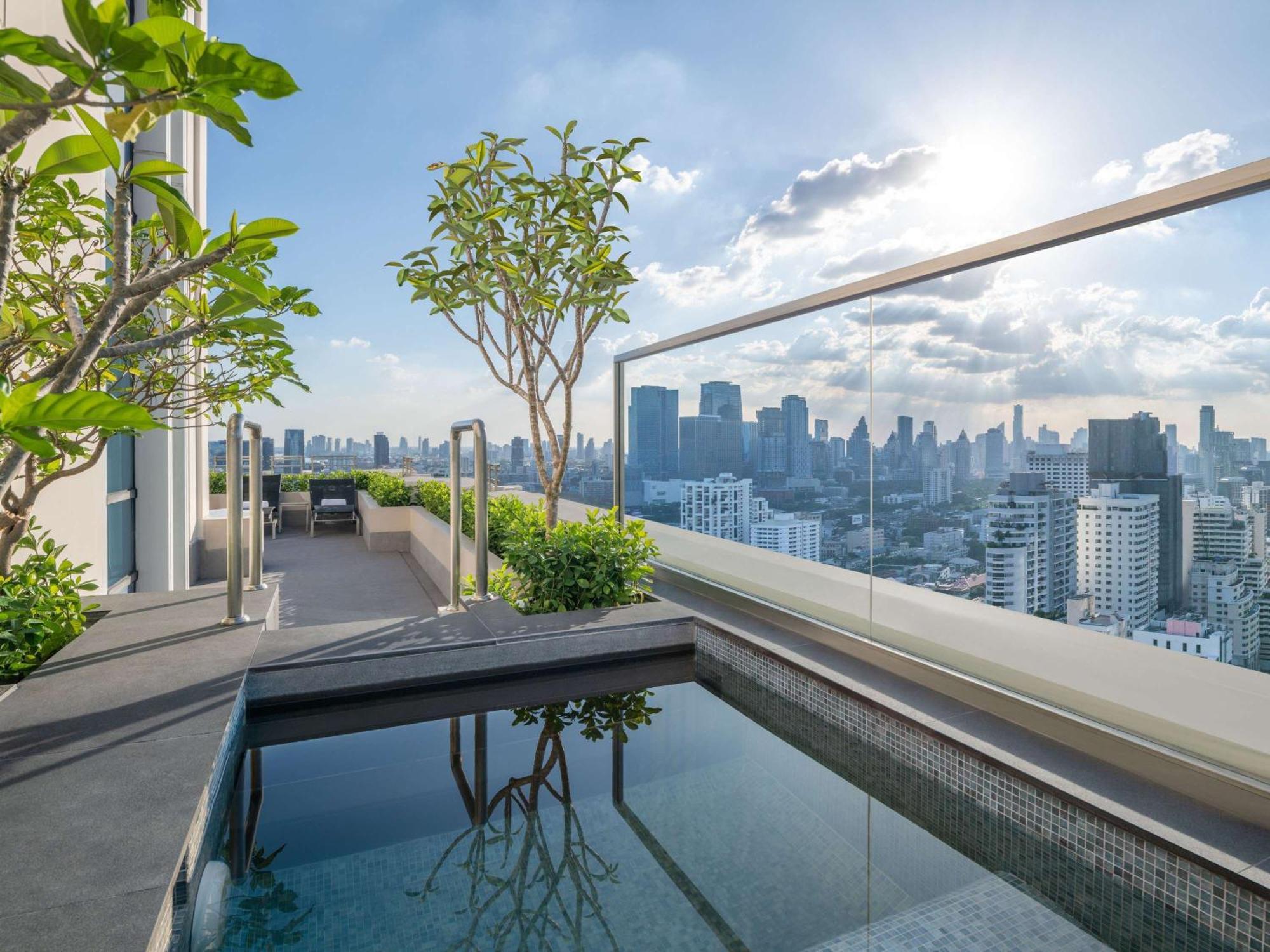 Sofitel Sukhumvit 5*