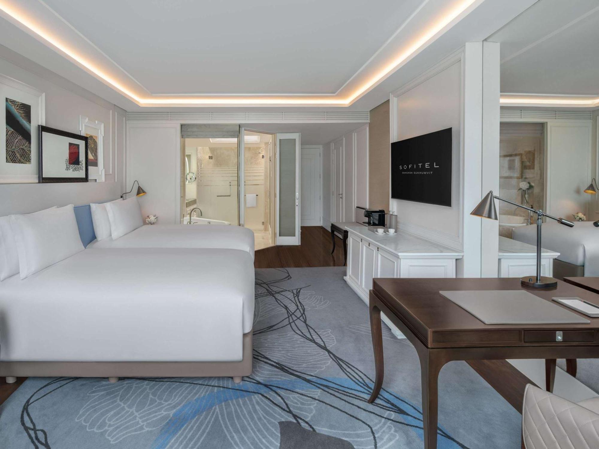 Sofitel Sukhumvit Hotel 5*