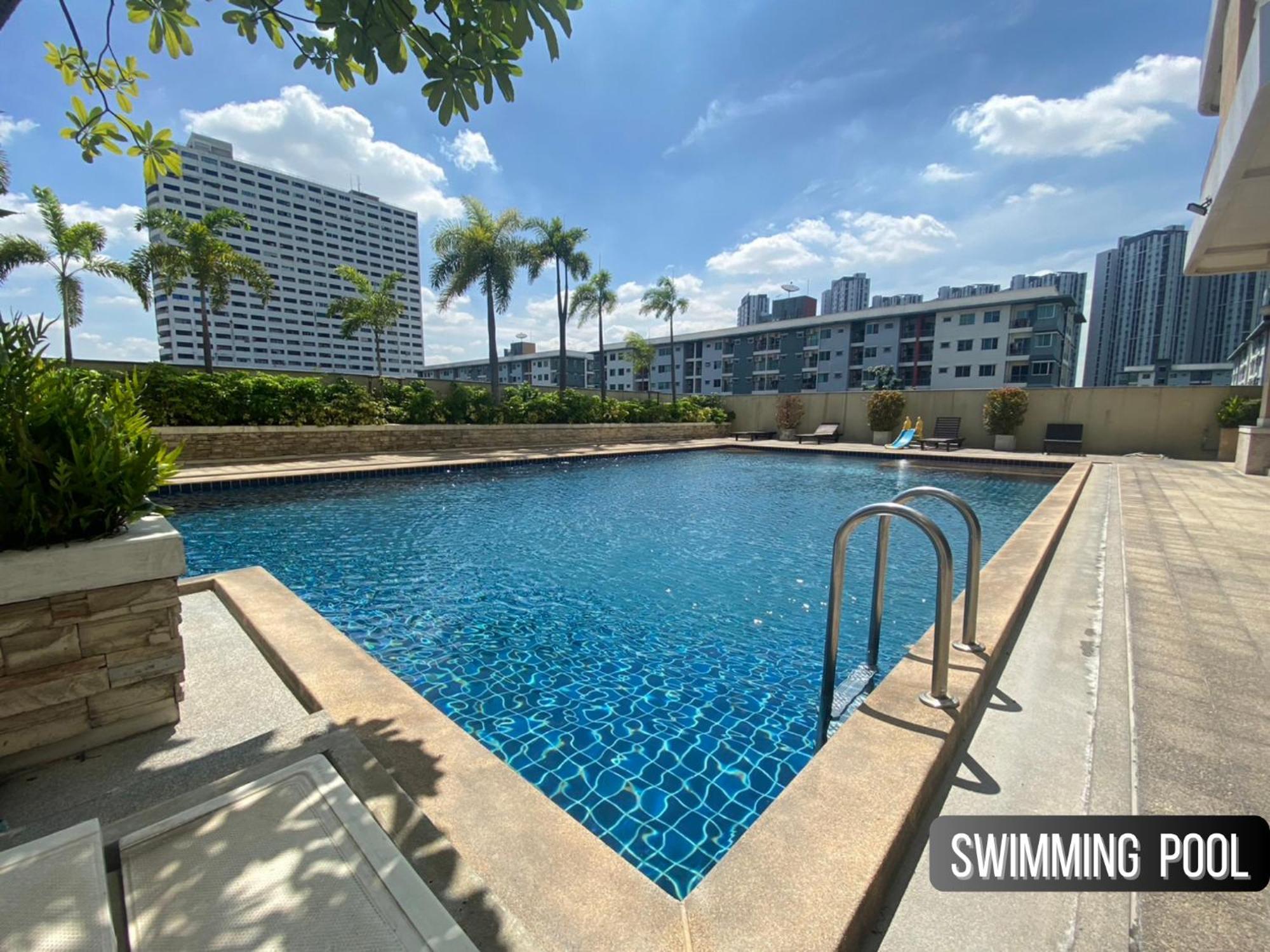 Luxe Design L Wellness & Tropical Retreat L No Fee Apartment Bangkok