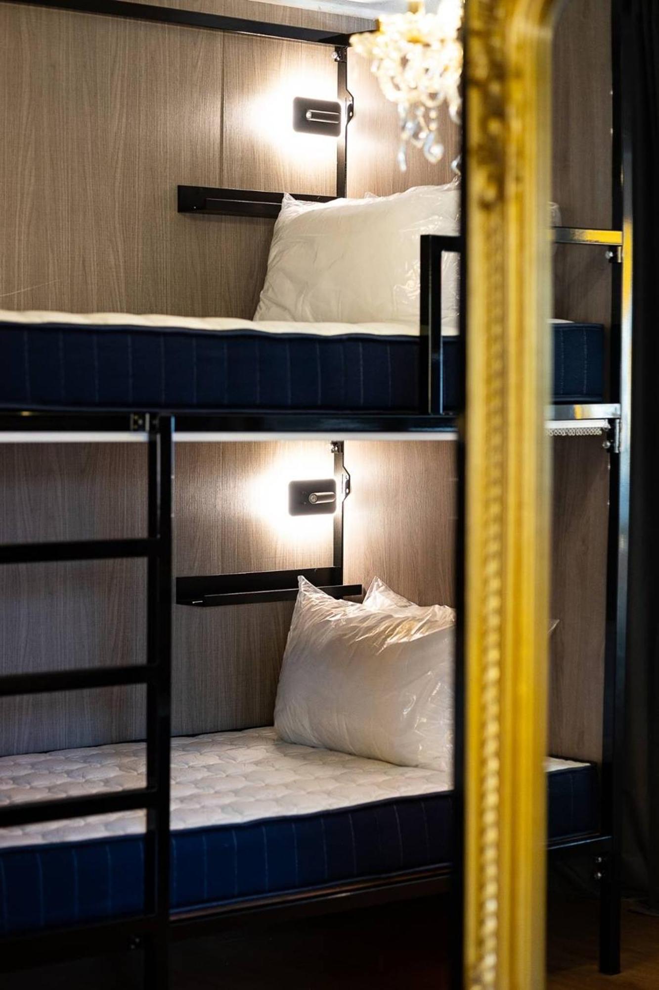 Hostel Orange