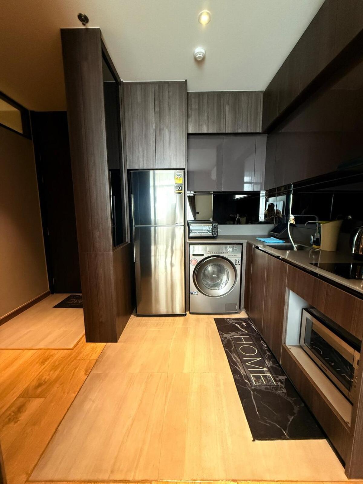 Apartment Iconic Urban Escape Bangkok
