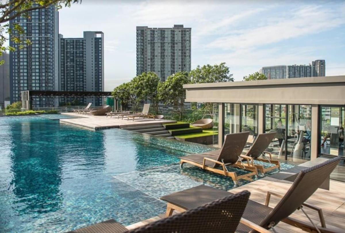 Prime Sukhumvit 77 With Pool & Gym * Bangkok