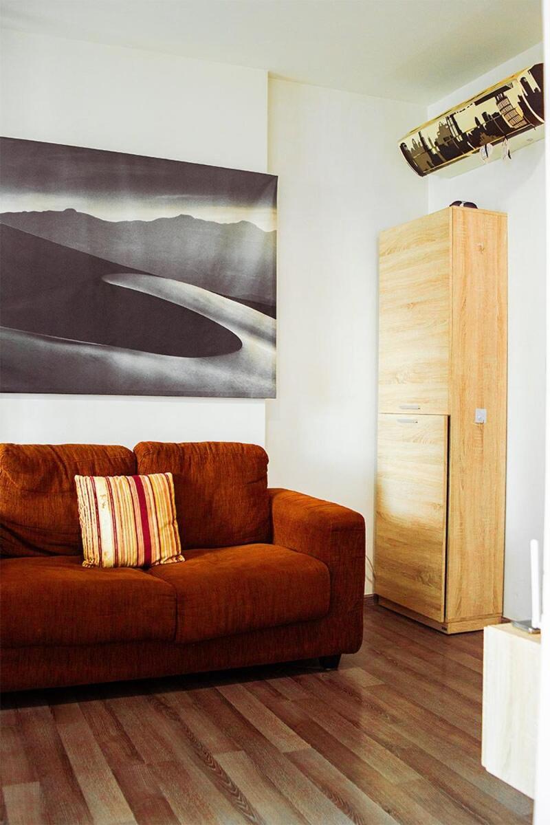Prime Sukhumvit 77 With Pool & Gym * Bangkok