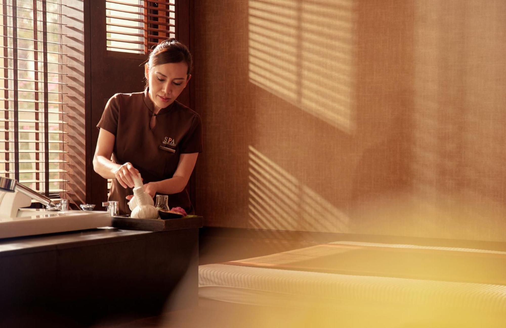 The Peninsula Khách sạn