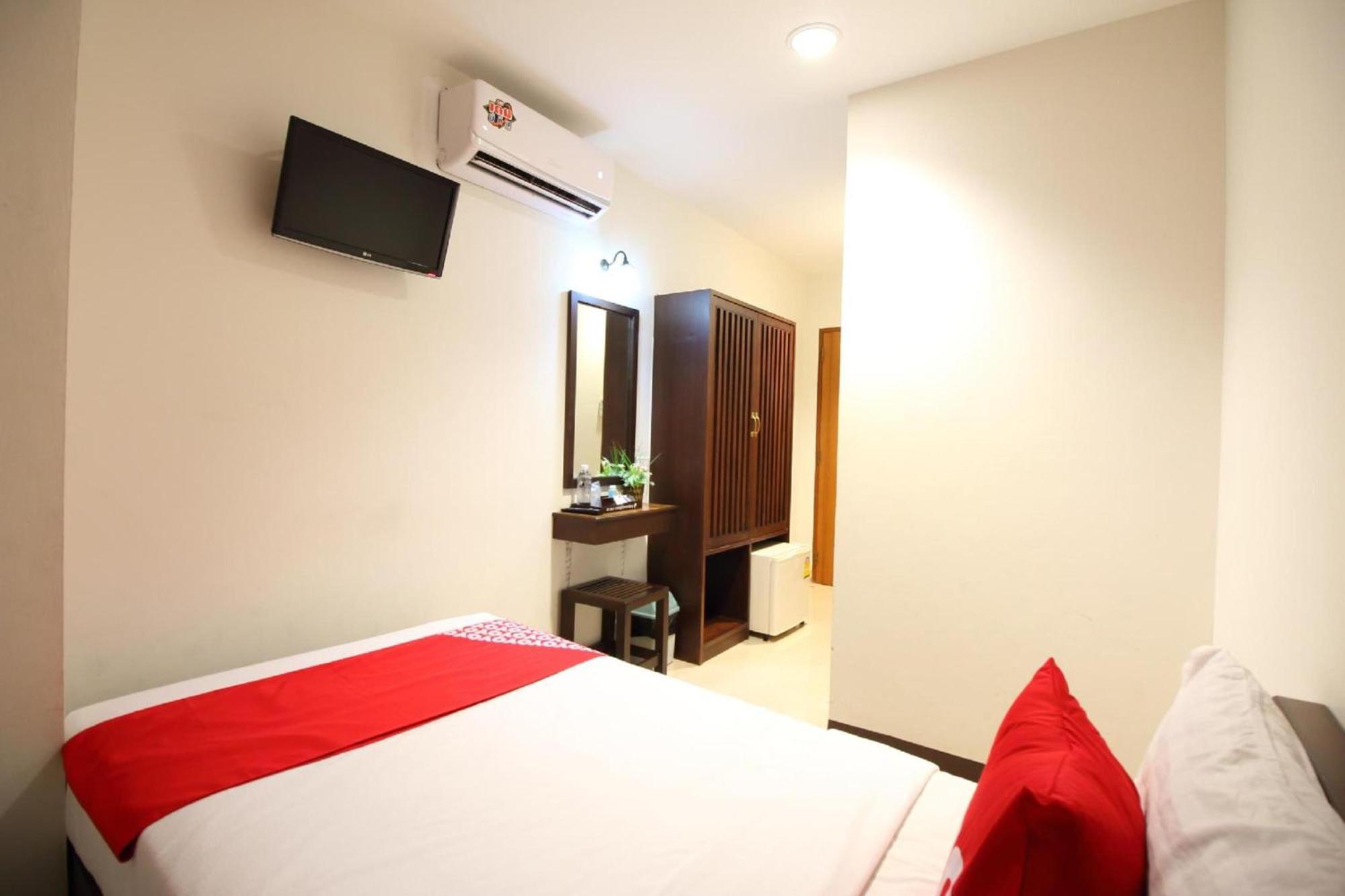 Super Oyo 484 Pannee Khaosan Sha Hotel Banguecoque
