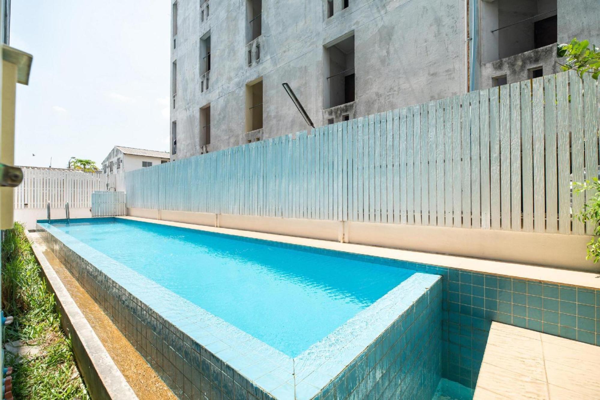 Super Oyo 427 Chill Hotel 3*