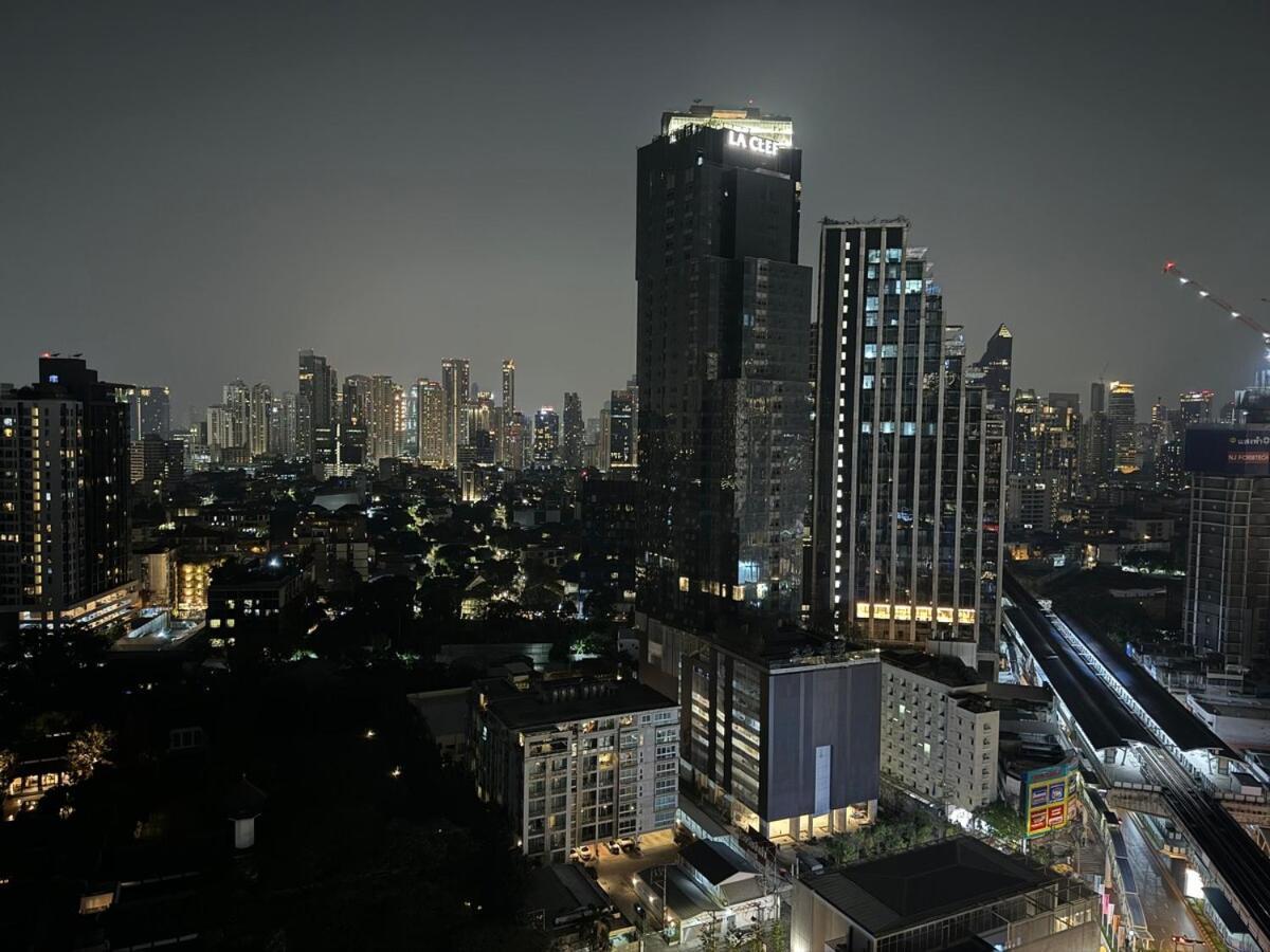 Siri At S Thonglobts2minswalk Wfh Stylishcentralcozy Apartment Bangkok