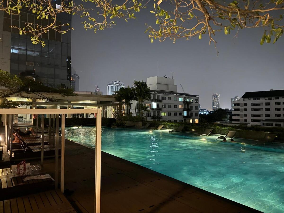Siri At S Thonglobts2minswalk Wfh Stylishcentralcozy Apartment Bangkok