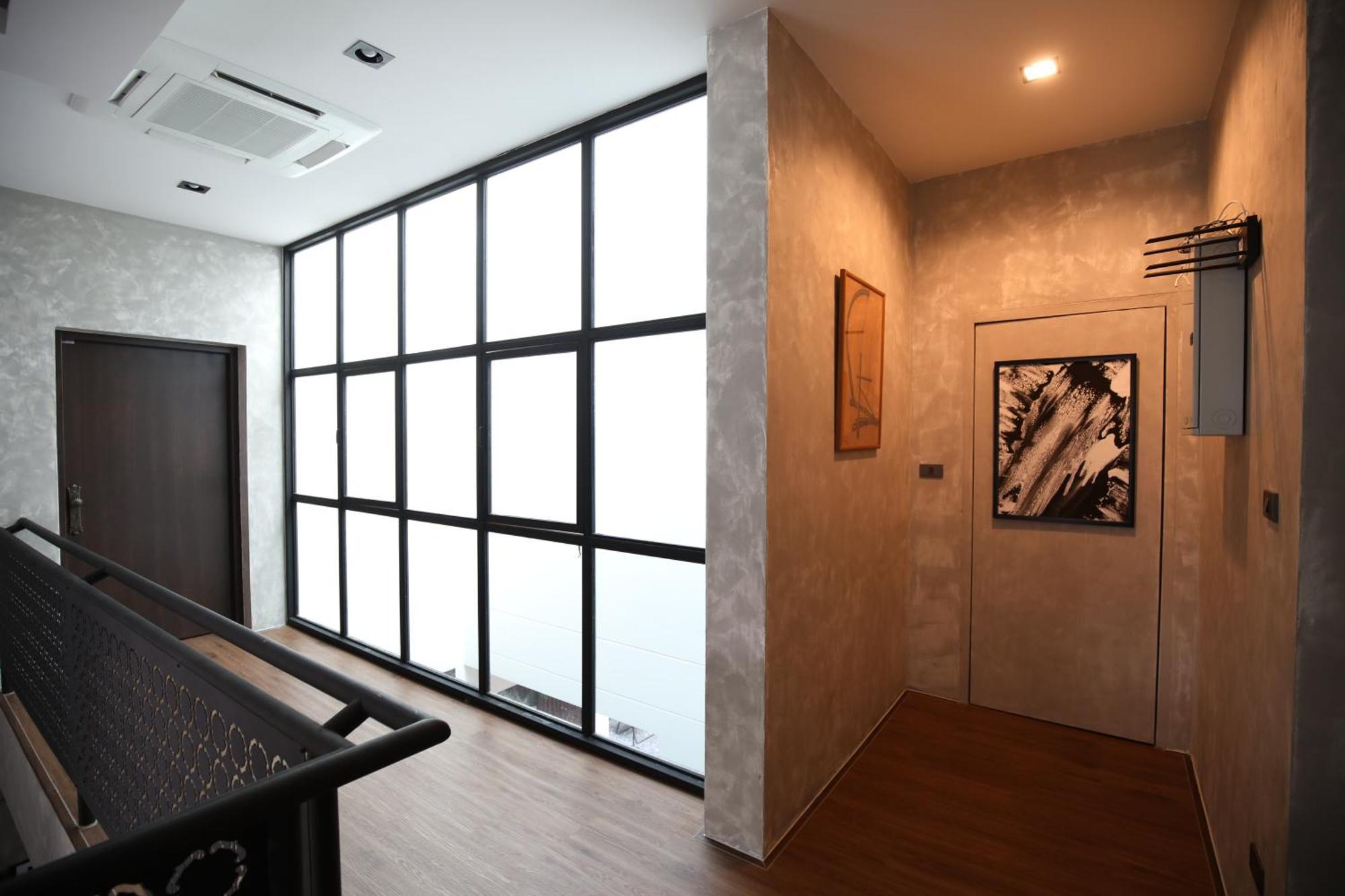 Chic Ekkamai Escape Near Bts, Dining & Nightlife Holiday home Bangkok