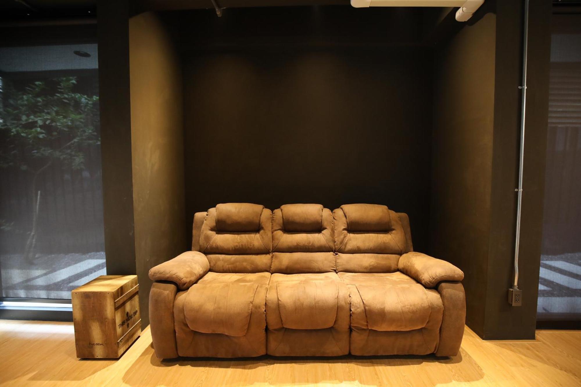 Holiday home Chic Ekkamai Escape Near Bts, Dining & Nightlife