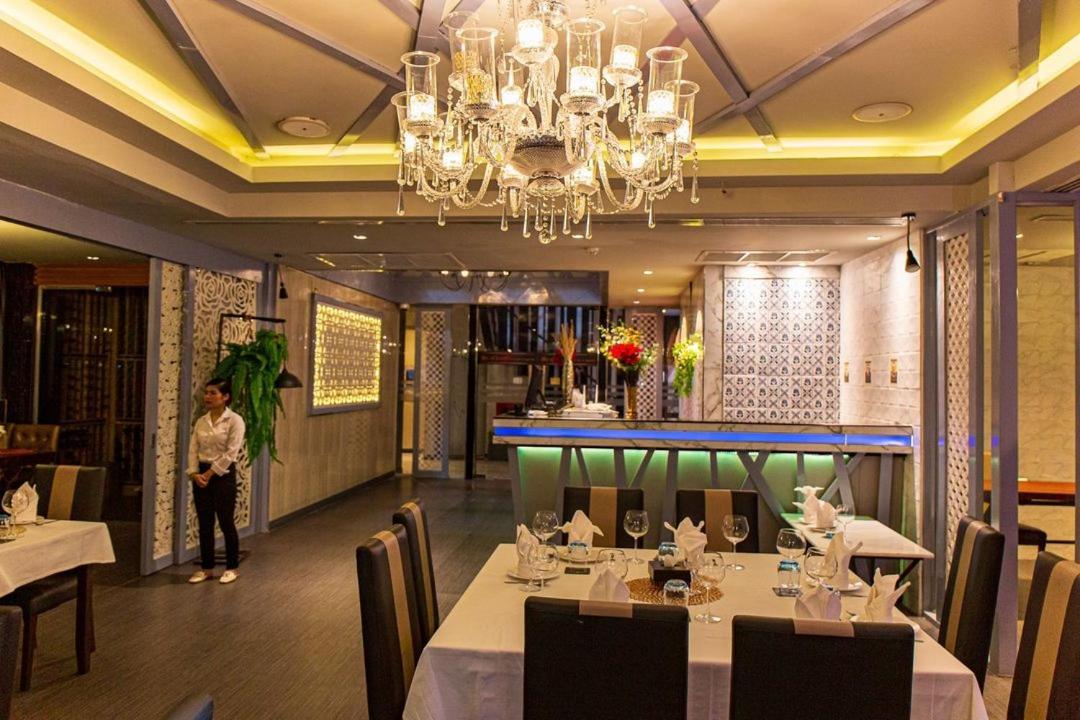 Sky Dome Resotel - โรงแรมสกายโดม รีโซเทล Hotel Bangkok