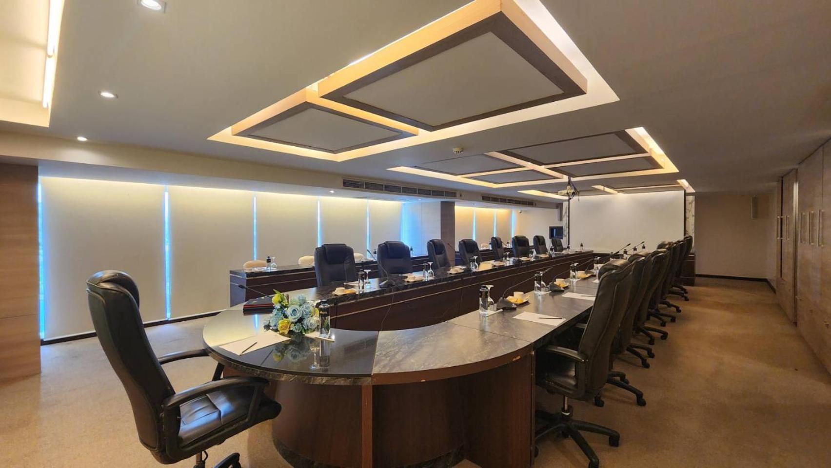 Hotel Sky Dome Resotel - โรงแรมสกายโดม รีโซเทล 5*