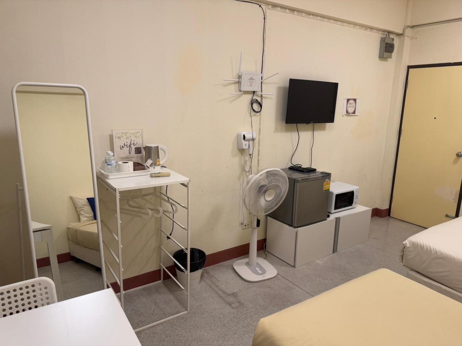 Capsule hotel Budget Suvarnabhumi Airport