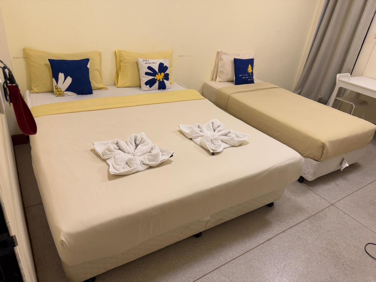 Capsule hotel Budget Suvarnabhumi Airport Bangkok