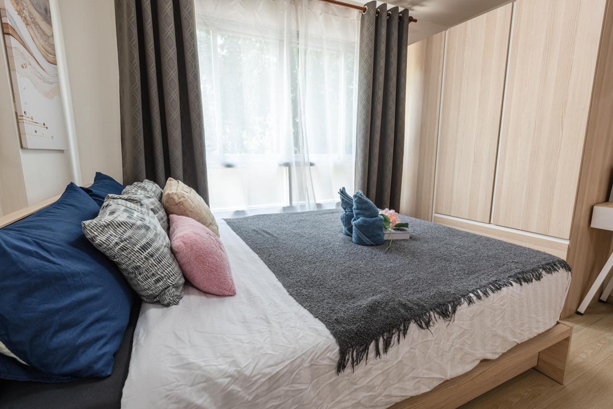 Appartement Elio Del Ray Bts Punnawithi Bangkok